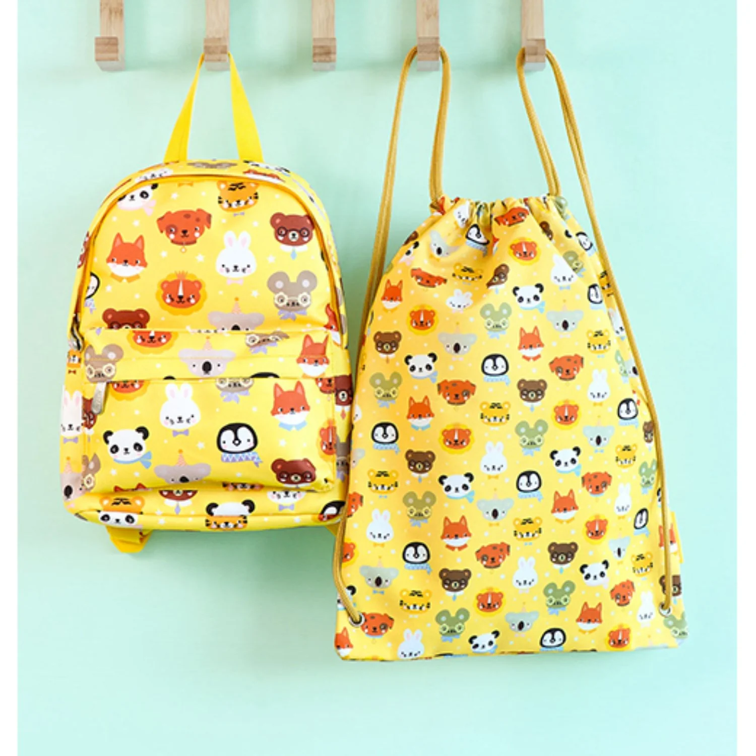 A Little Lovely Company Animal Friends Gym Bag - Image 4