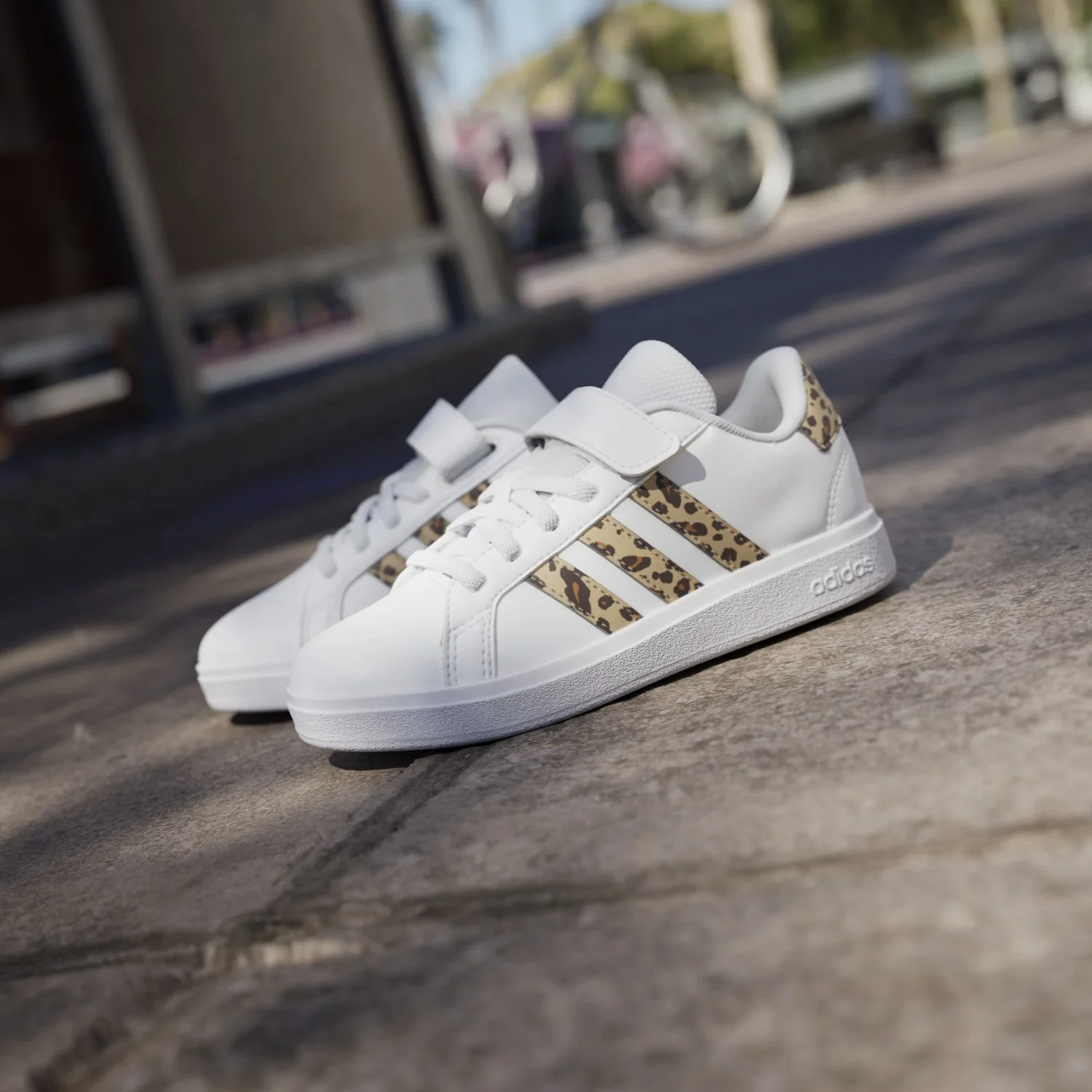 adidas Originals Ftwr White/Magic Beige/Matte Gold Grand Court 2.0 El C Sneakers - Image 7