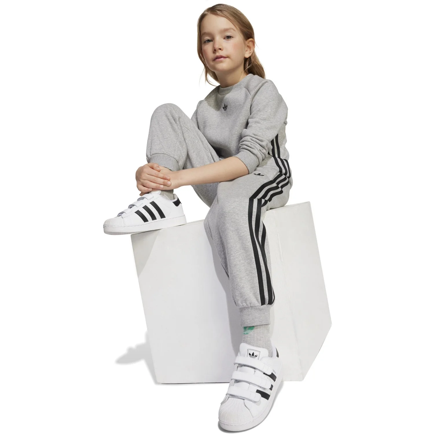 adidas Originals Medium Grey Heather/Black Sweat Set - Image 6