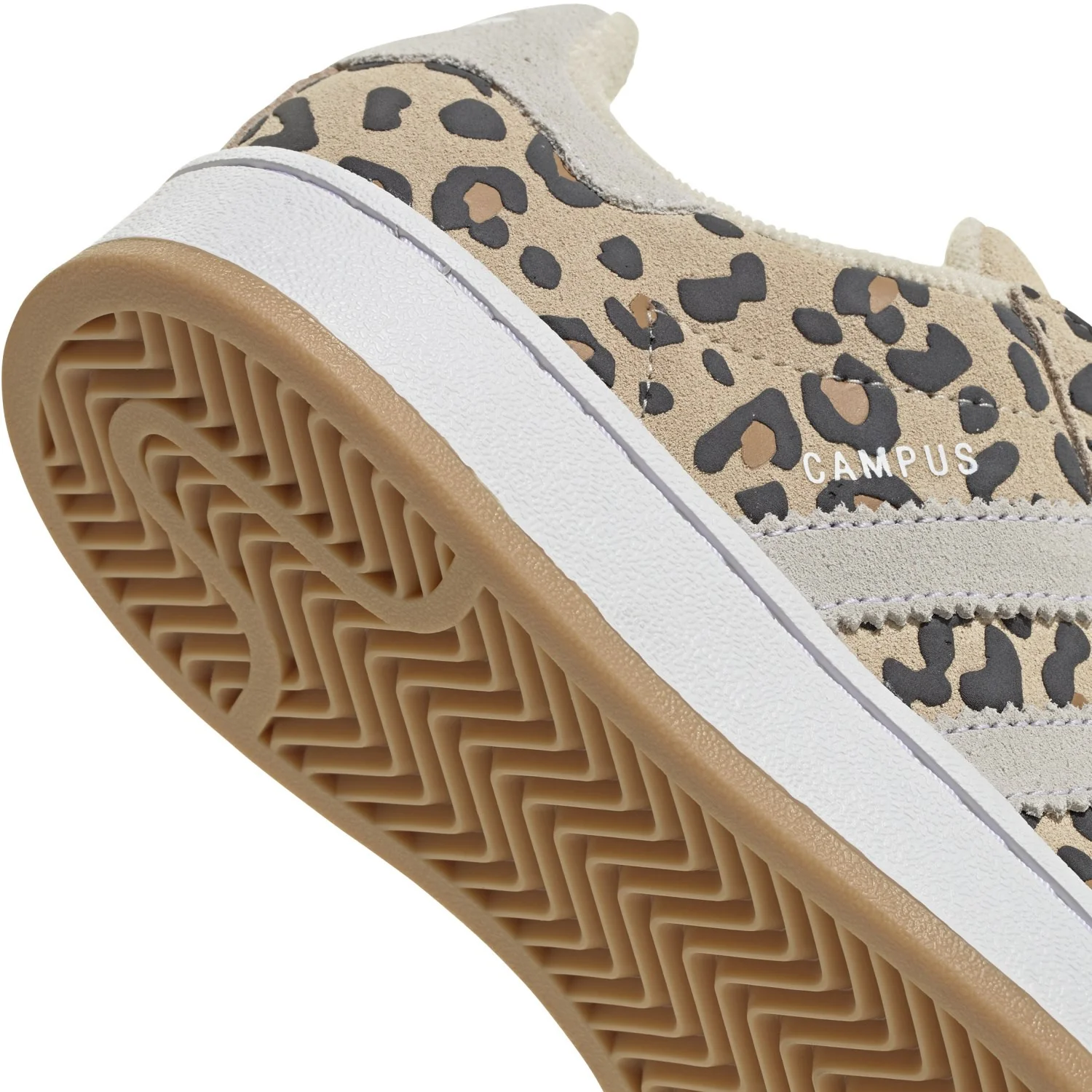 adidas Originals Sand Strata Ftwr White Gum 3 Campus 00S J Sneakers - Image 4