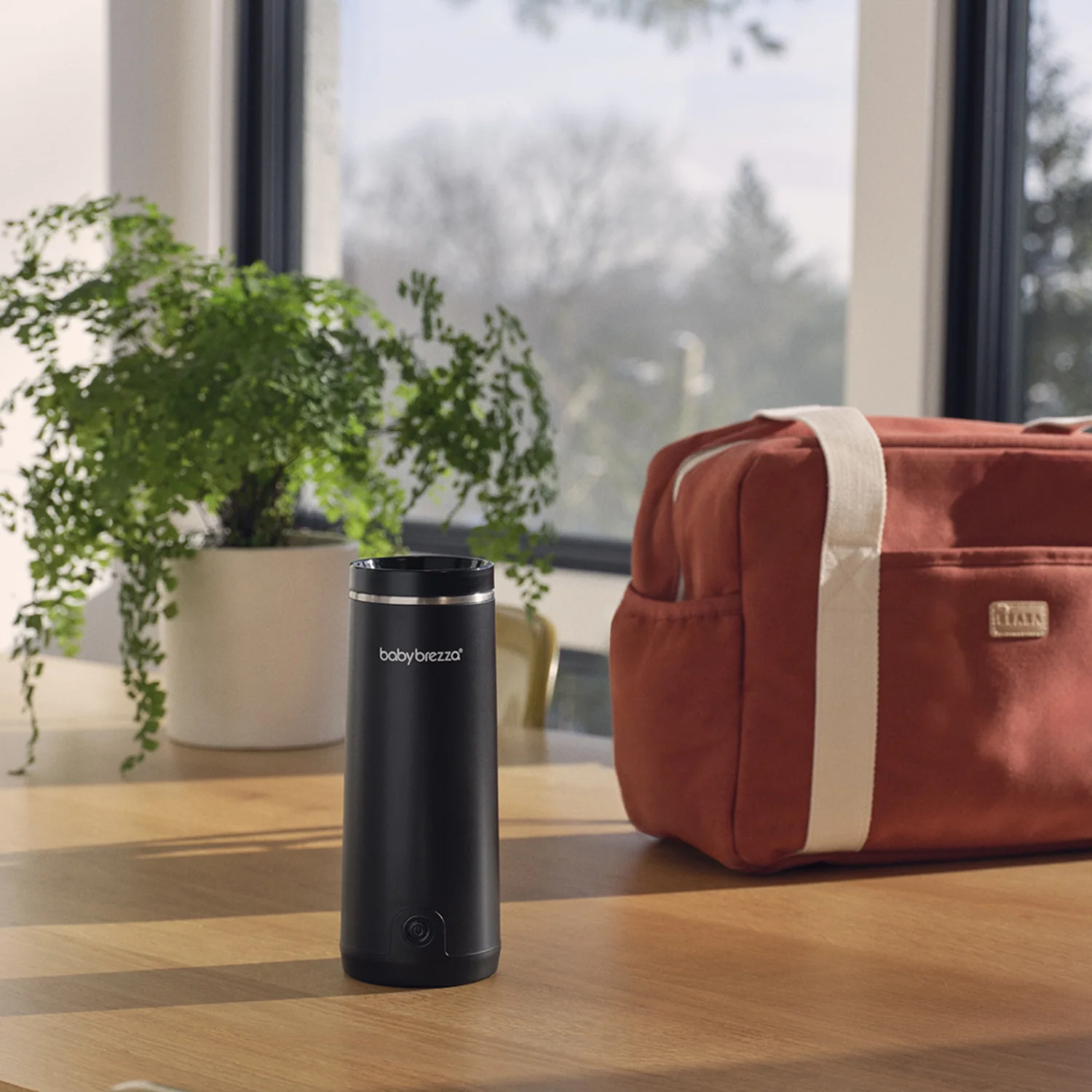 Baby Brezza Black Superfast Portable Bottle Warmer - Image 5