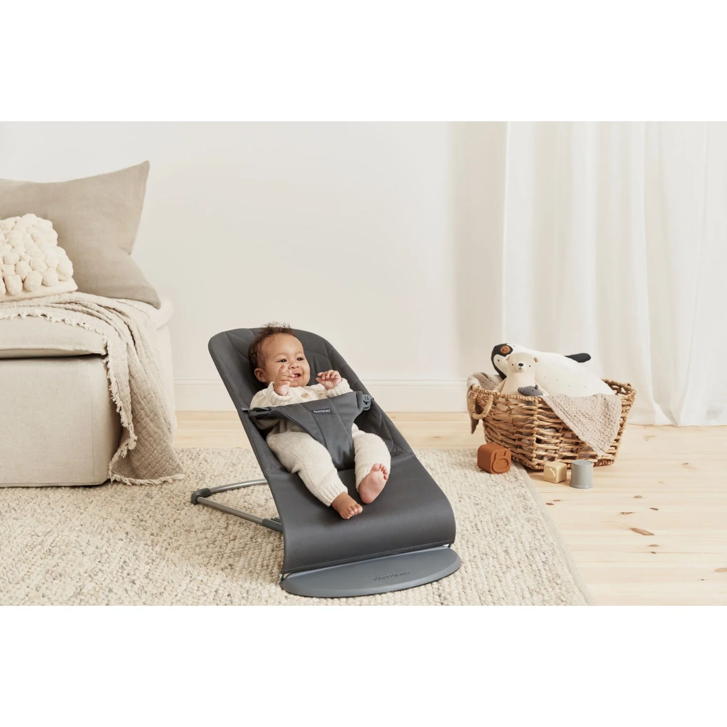 BabyBjörn Anthracite Grey Bouncer Bliss - Woven, Flower Leaf Quilt - Image 26