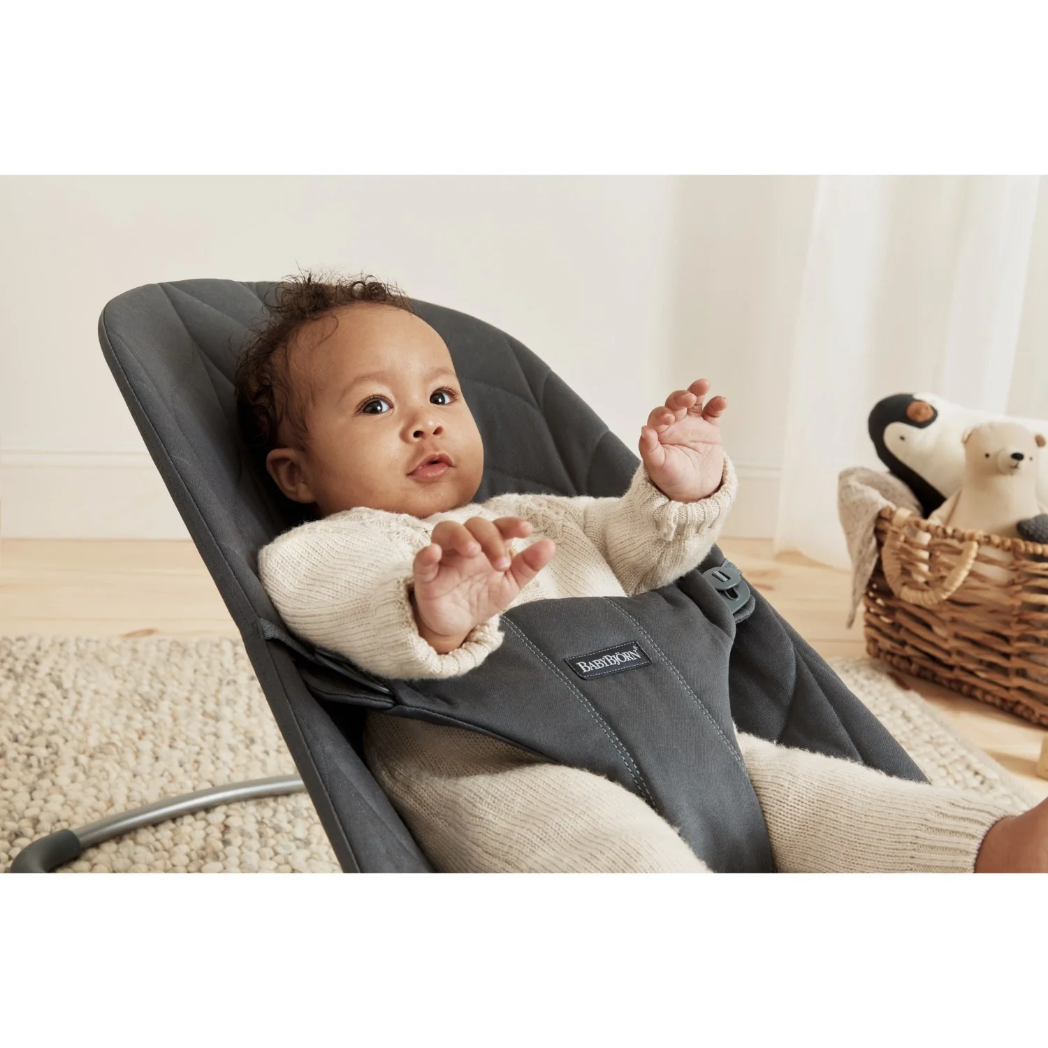 BabyBjörn Anthracite Grey Bouncer Bliss - Woven, Flower Leaf Quilt - Image 28