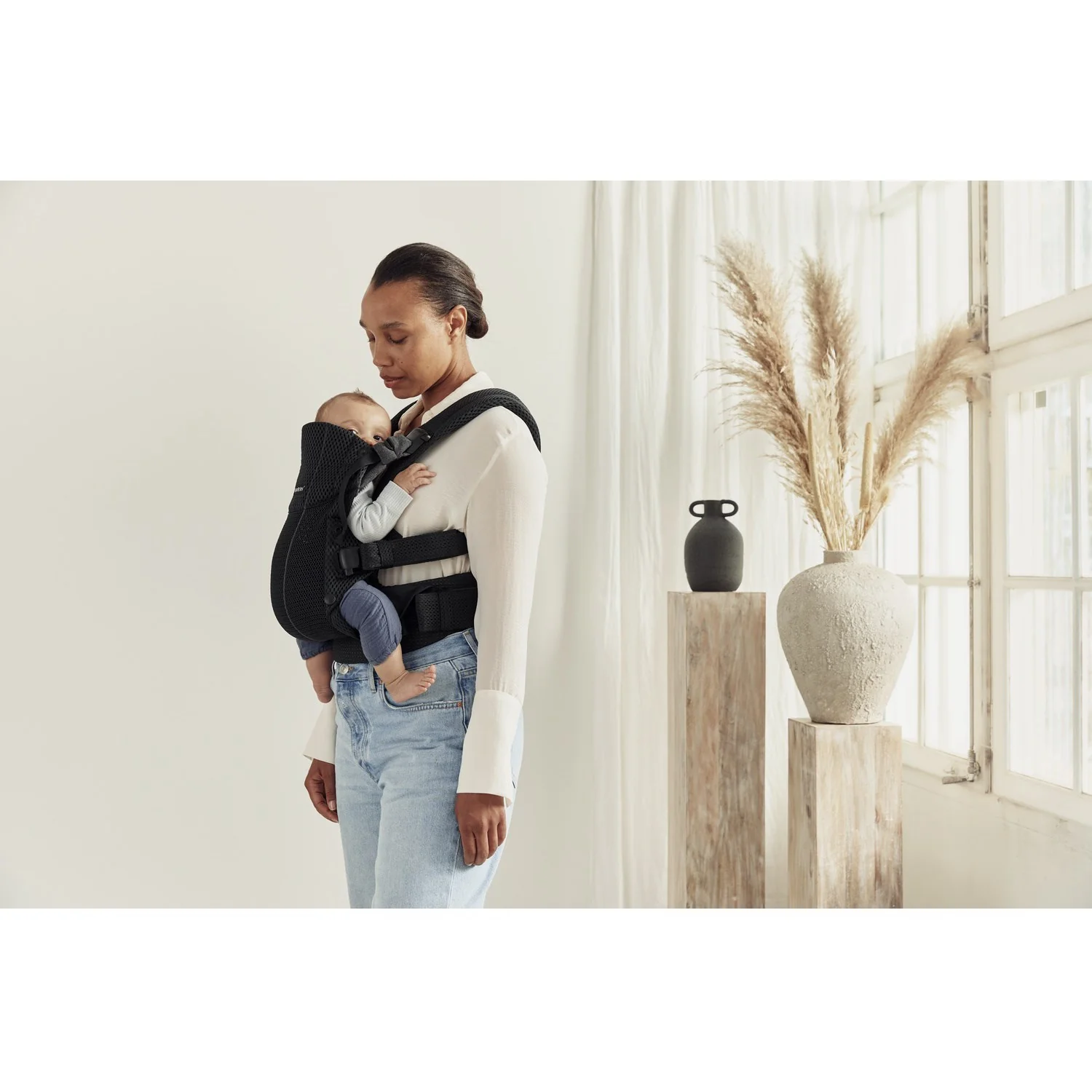 BabyBjörn Black Baby Carrier Harmony - Image 3
