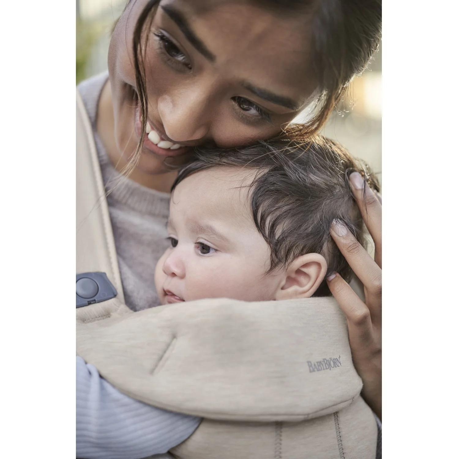 BabyBjörn Light Beige Baby Carrier Mini - Image 5