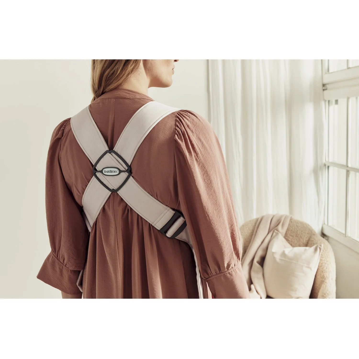 BabyBjörn Light Beige Baby Carrier Mini - Image 6