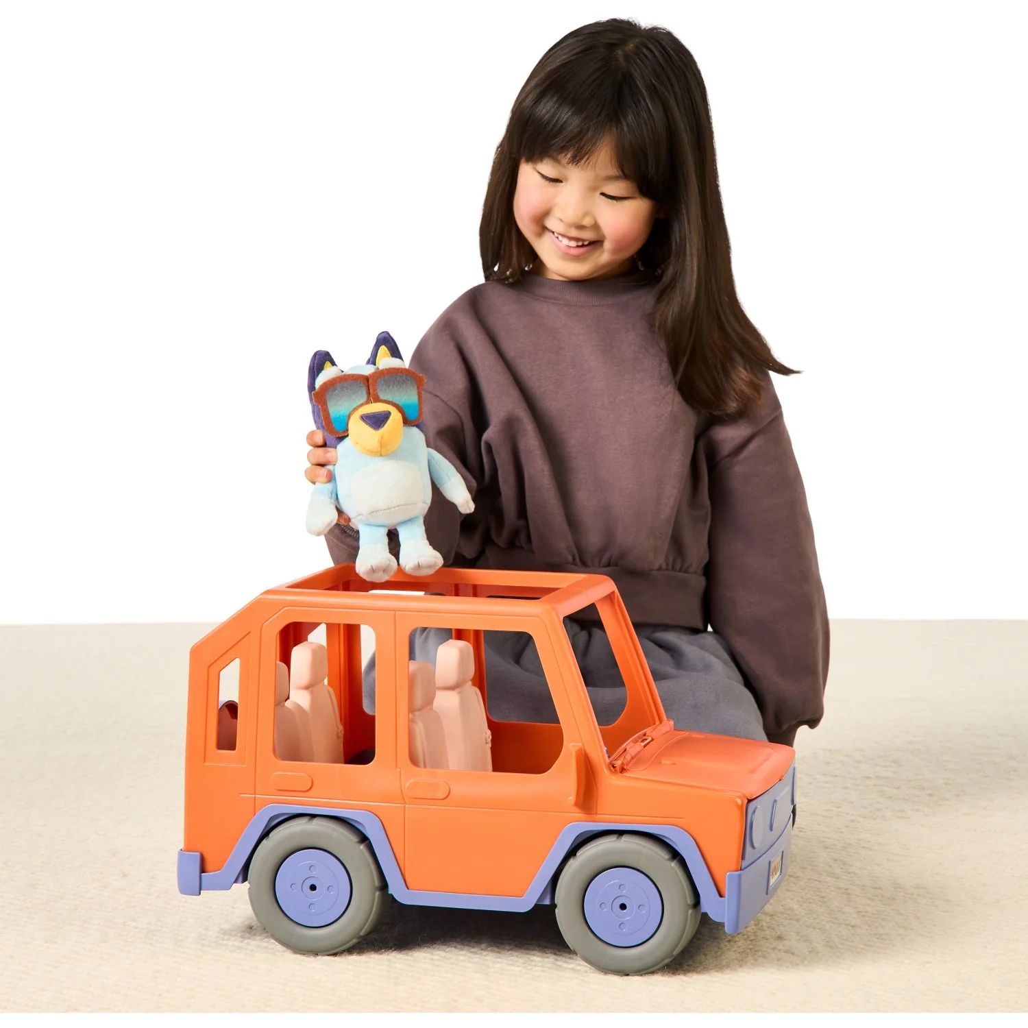 Bluey Big Heeler Car 4WD W/plush - Image 2