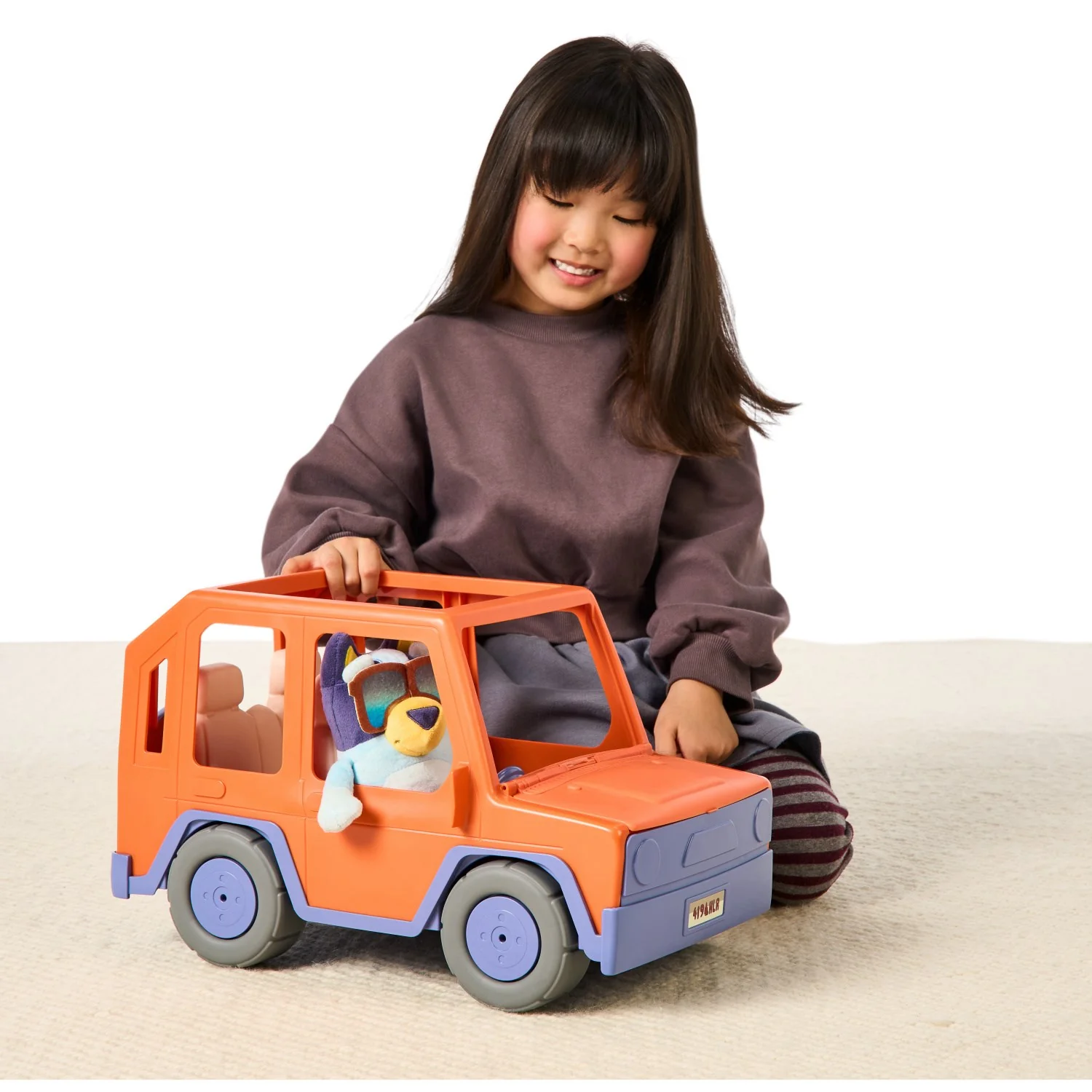 Bluey Big Heeler Car 4WD W/plush - Image 3