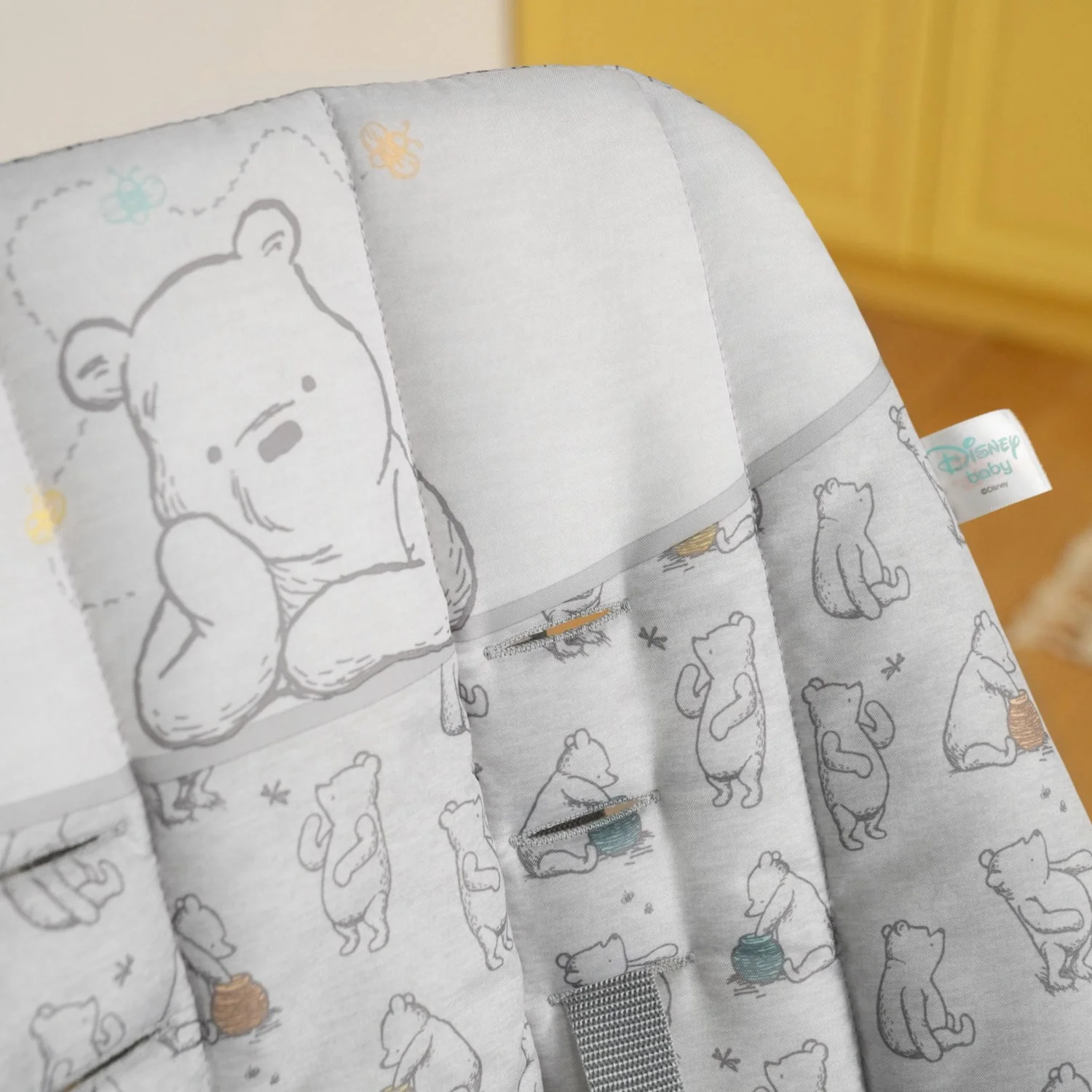 Bright Starts Winnie The Pooh Classic Pals™ Compact Folding High Chair - Image 8