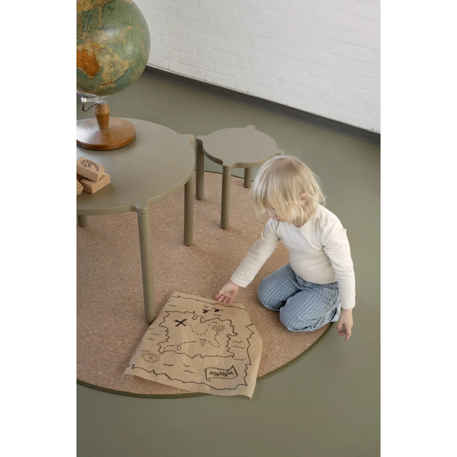 by KlipKlap Taupe Stacking Table - Image 3