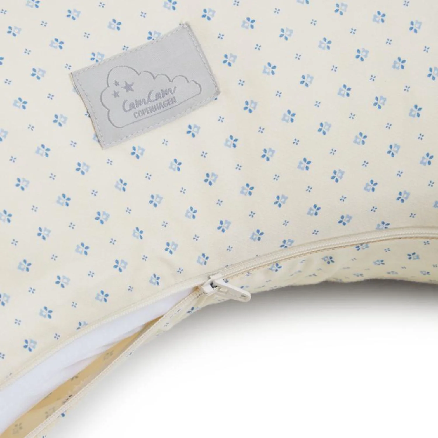 Cam Cam Copenhagen Capri Nursing Pillow - Image 4