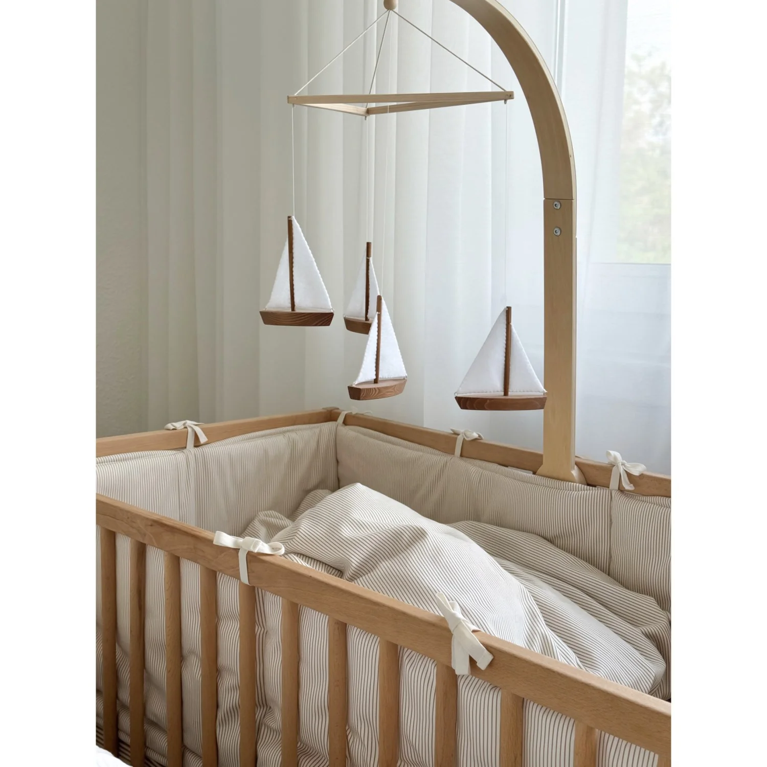 Cam Cam Copenhagen Classic Stripes Camel Cot Bumper - Image 3