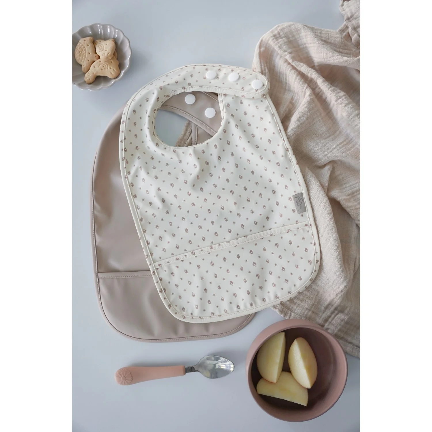 Cam Cam Copenhagen Rowan Bib With Pocket 2-Pack - Image 2