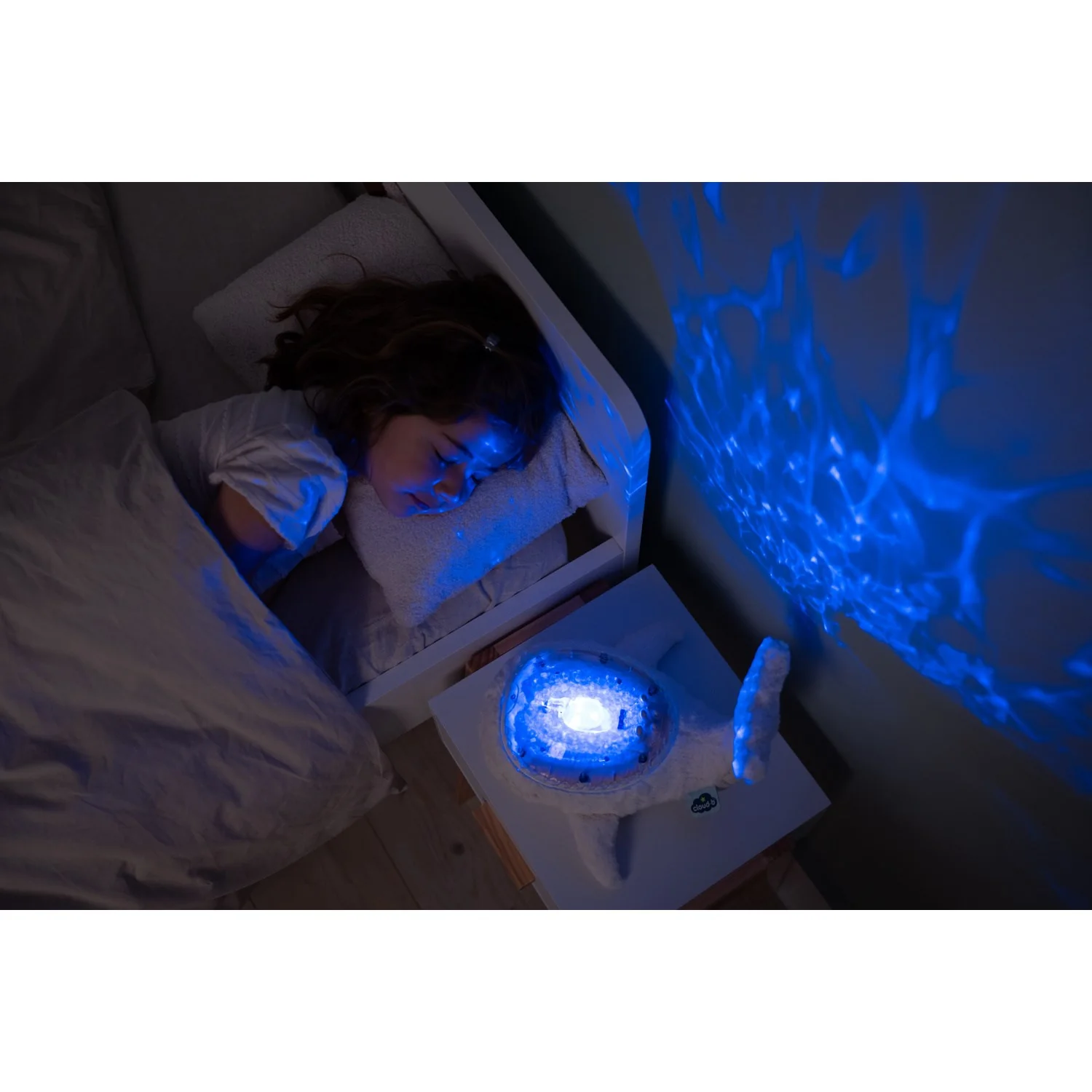 Cloud B Hvid Tranquil Whale - Rechargeable - Image 3