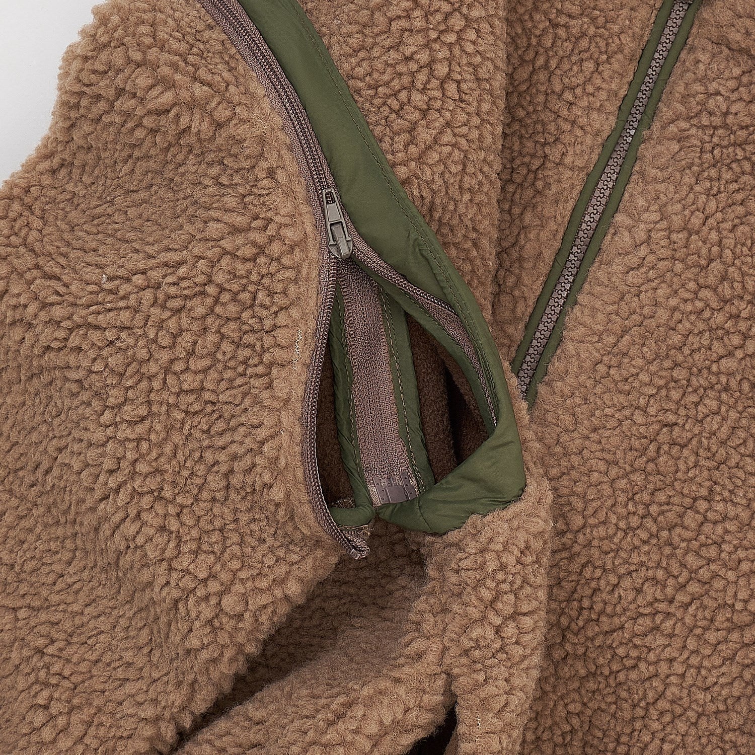 COPENHAGEN COLORS Natural/Green Comb. Teddy Jacket W. Removable Sleeves - Image 8