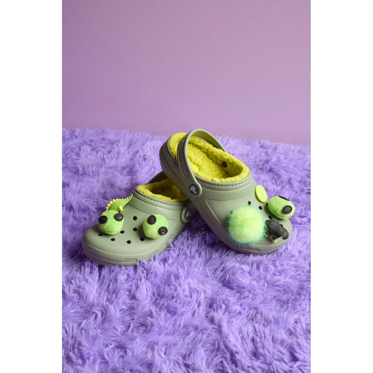 Crocs Moss Classic Lined Clog - Image 4