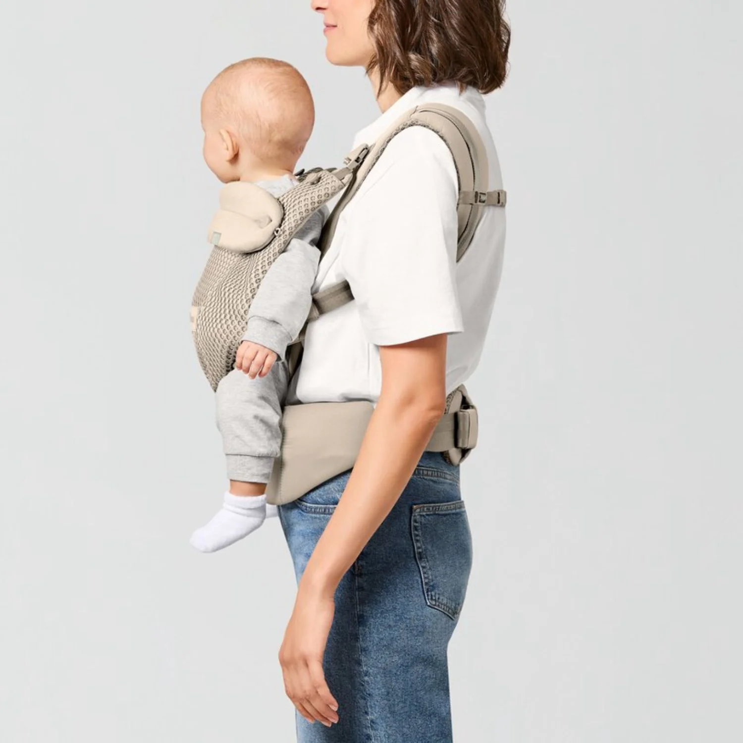 Cybex Almond Beige Amya Carrier - Image 4
