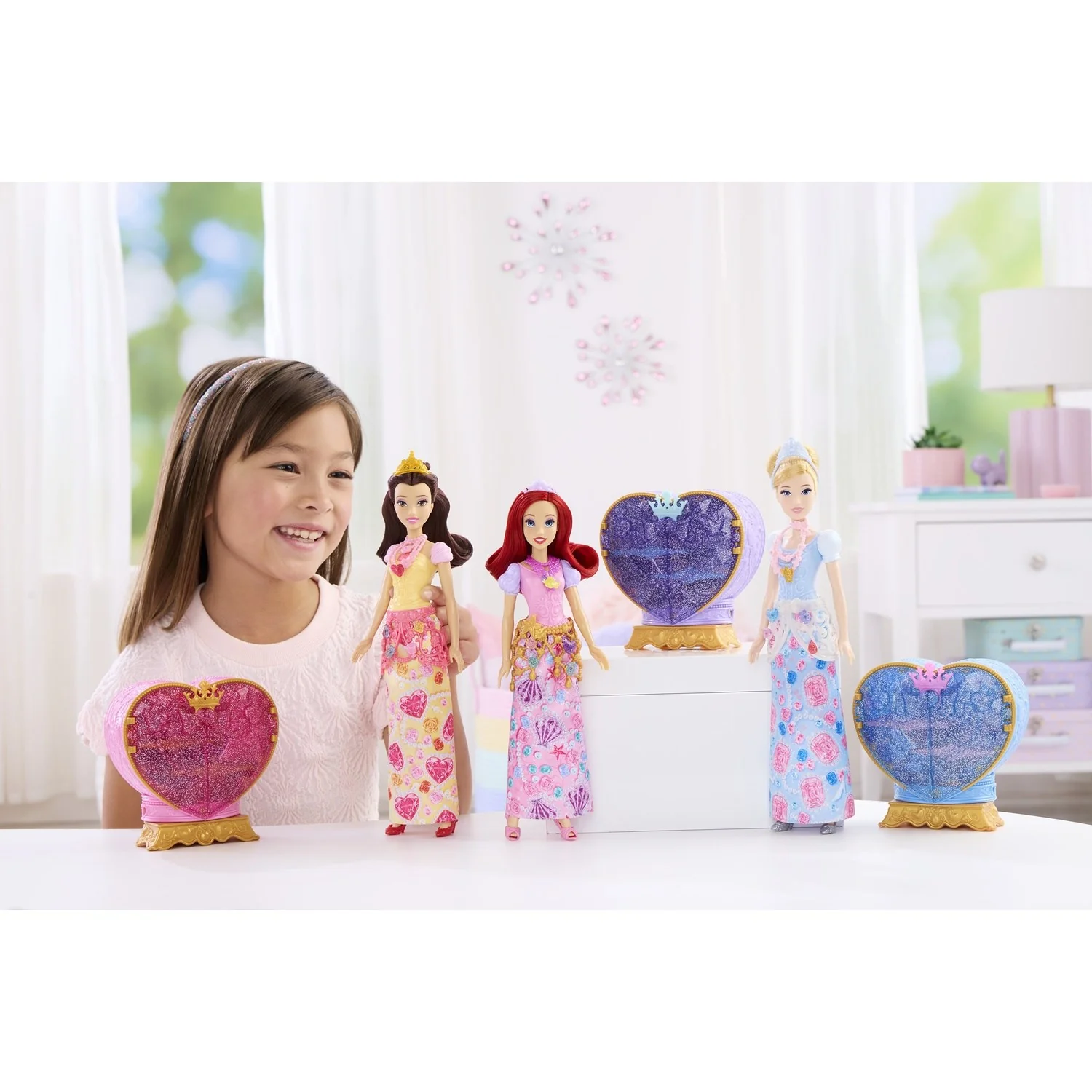 Disney Princess Fashion Doll Reveal Belle - Image 5