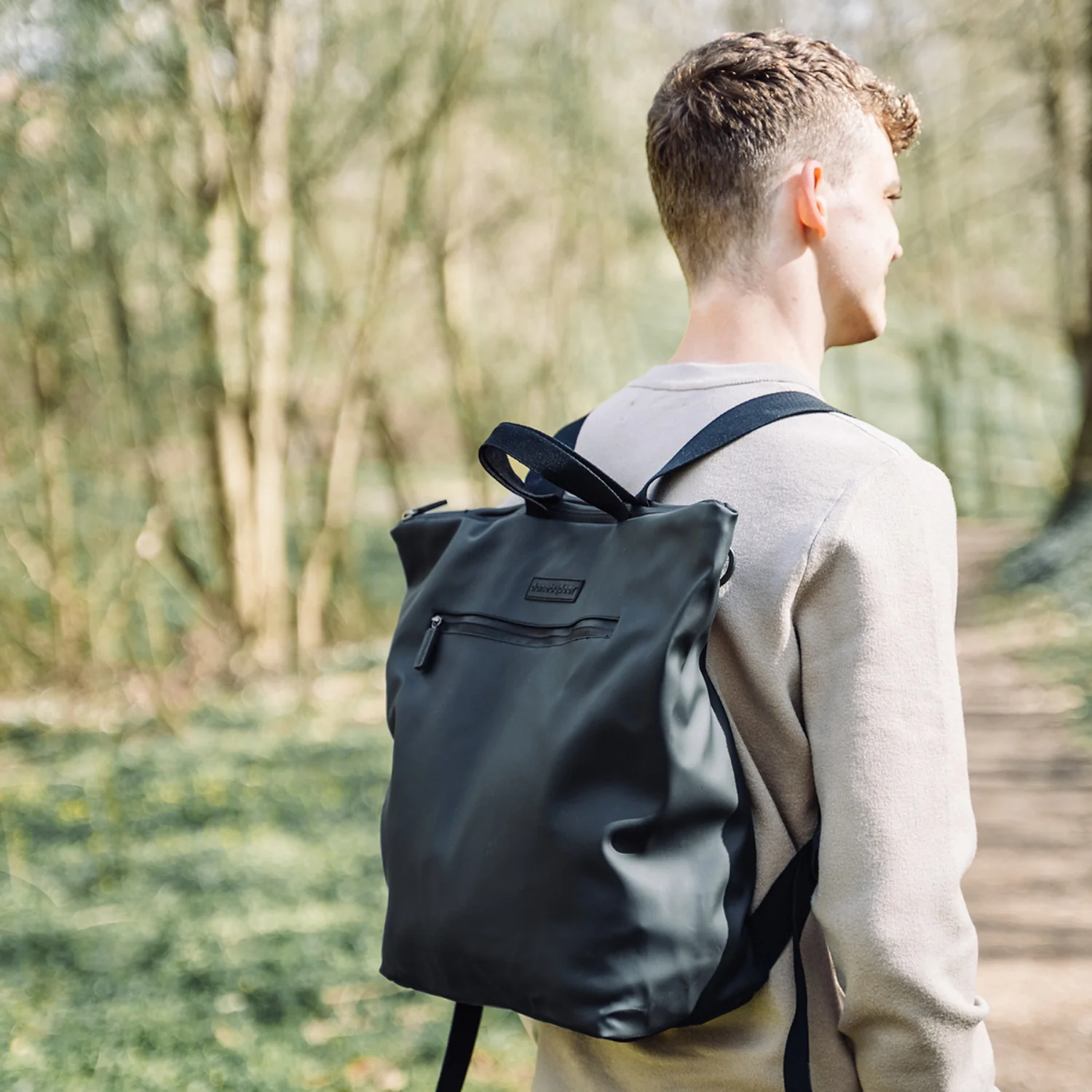 DonebyDeer Black Changing Backpack - Image 7