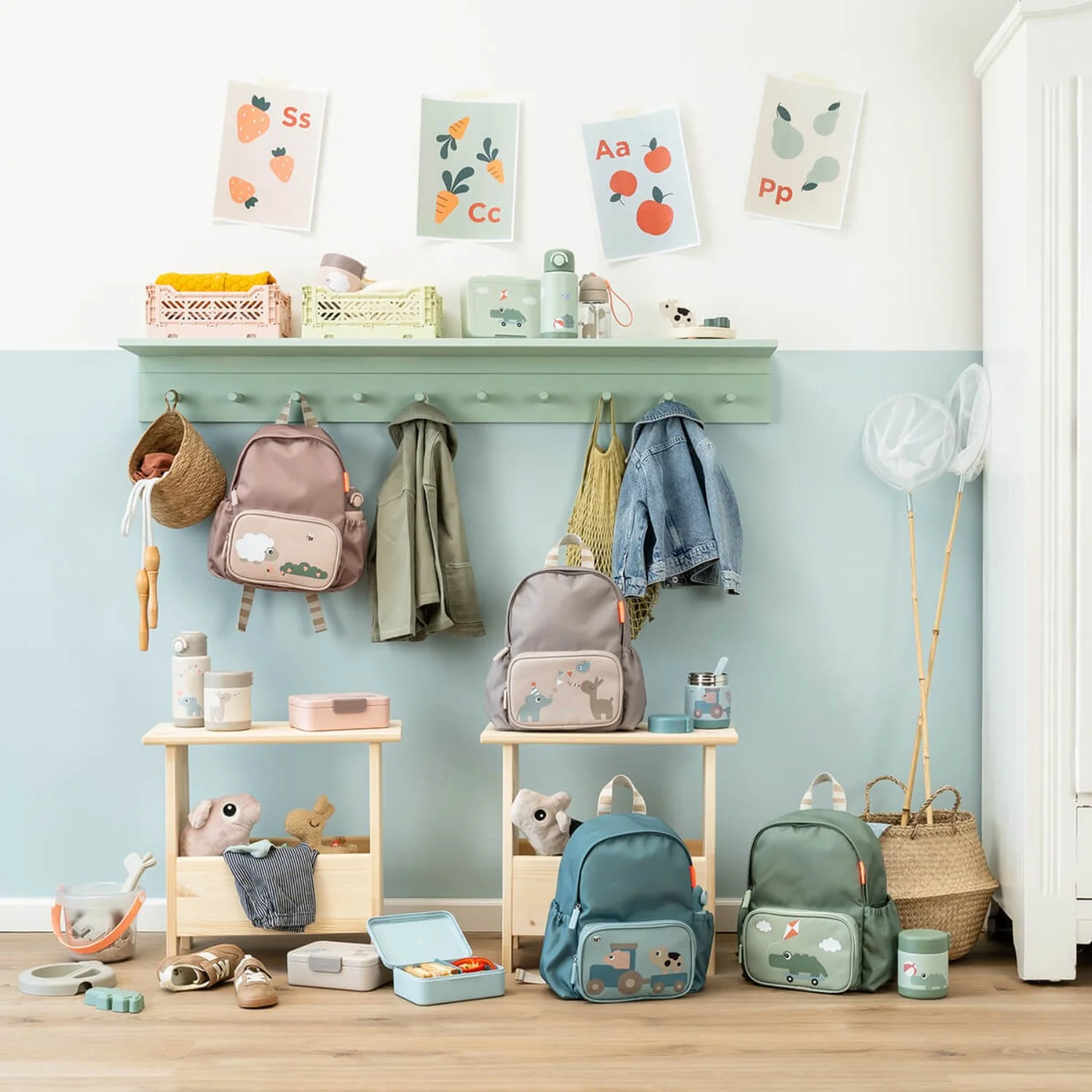 DonebyDeer Green Lunch Box With Divider Playground - Image 5