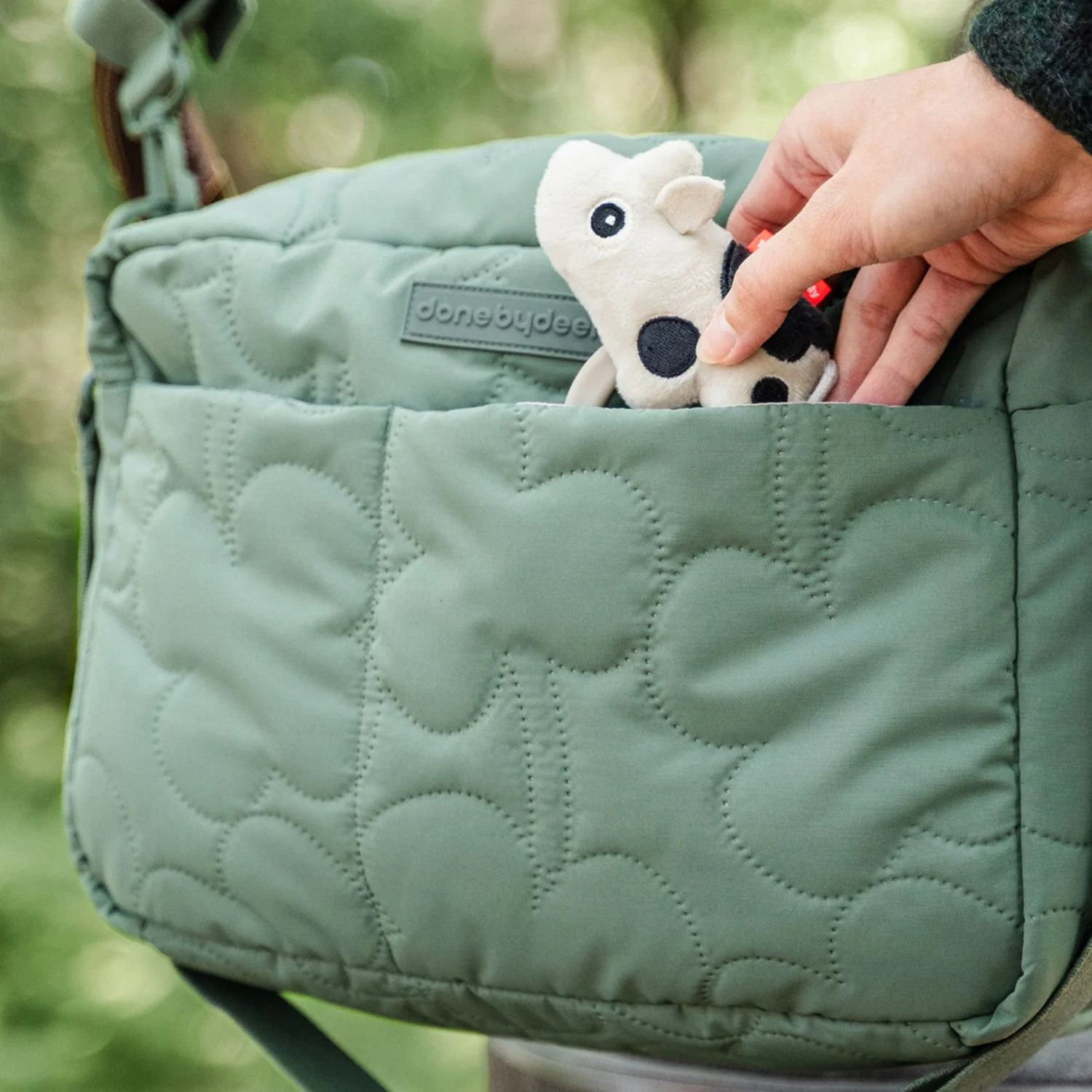 DonebyDeer Green Quilted Stroller Bag - Image 6