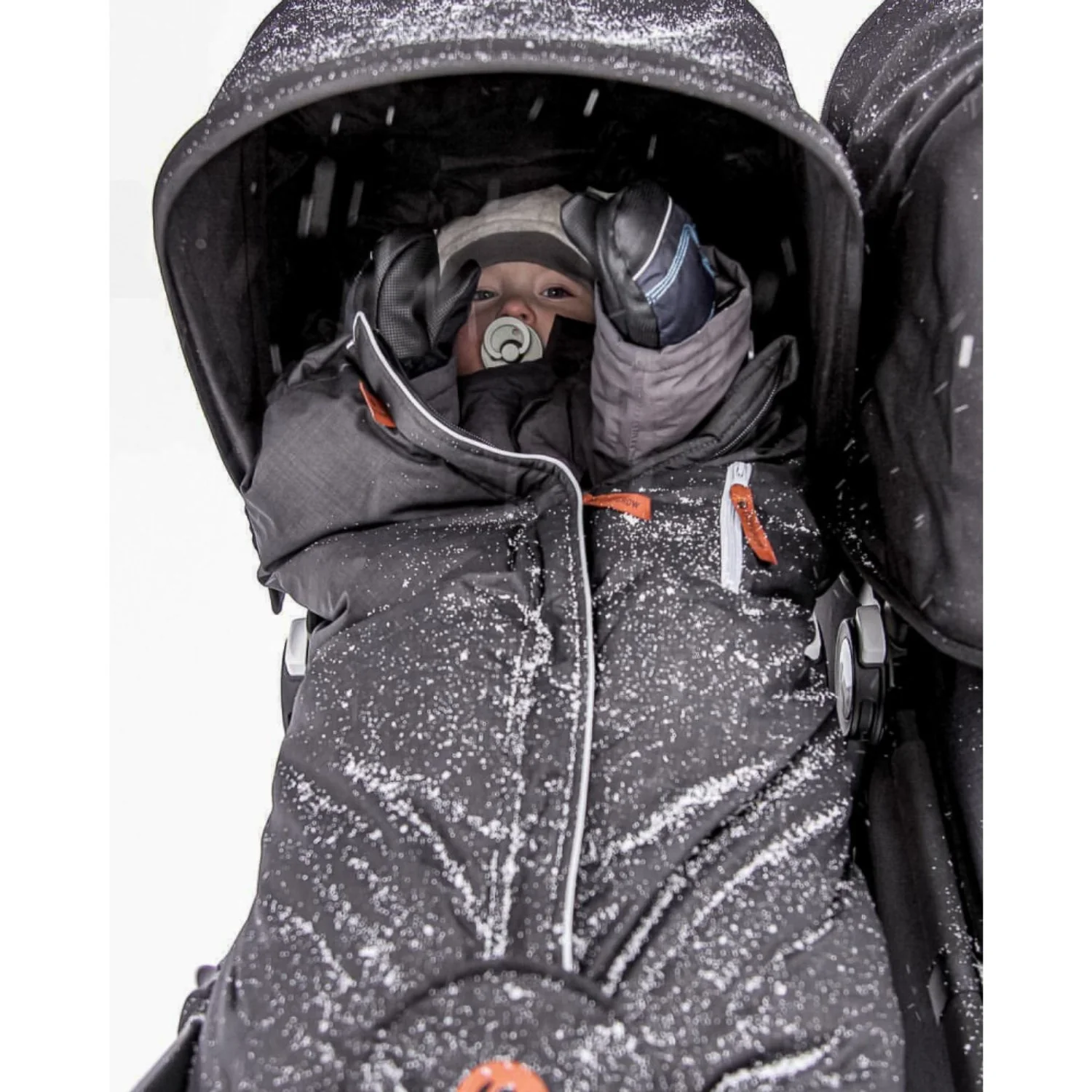Easygrow Black Norse Footmuff - Image 2