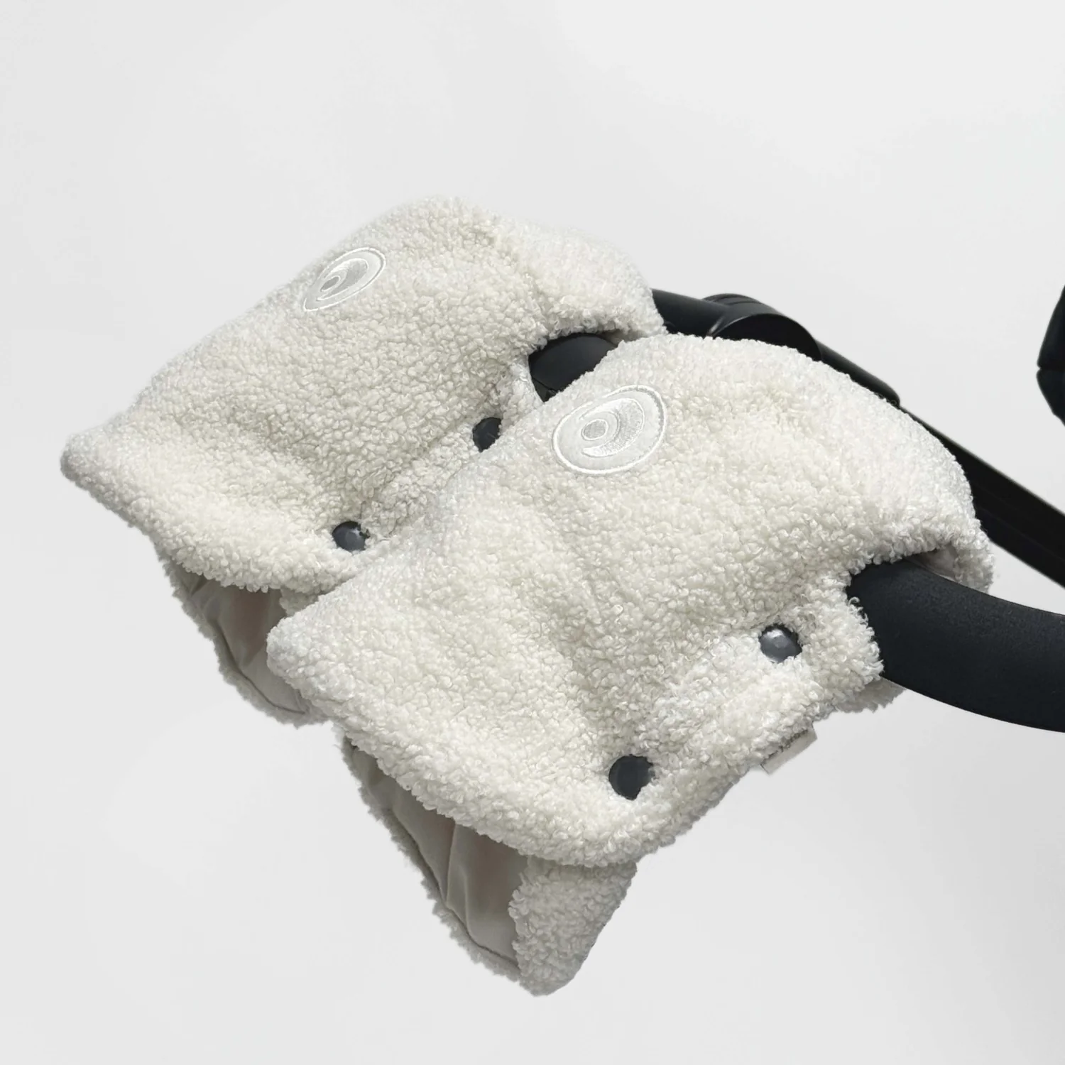 Easygrow Ivory Handmuff Teddy - Image 3
