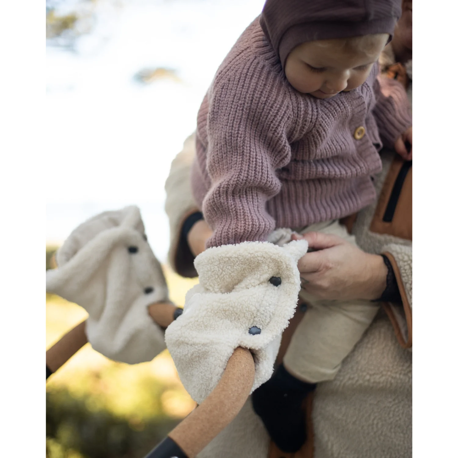 Easygrow Ivory Handmuff Teddy - Image 7