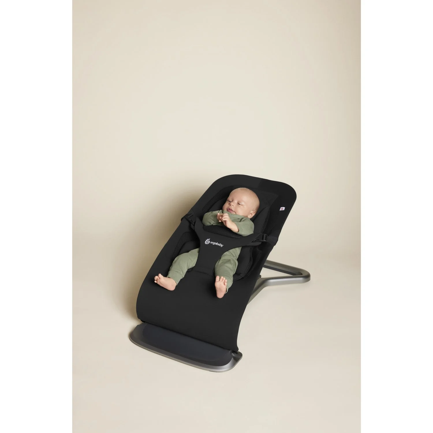 Ergobaby Onyx Black Evolve Bouncer - Image 32