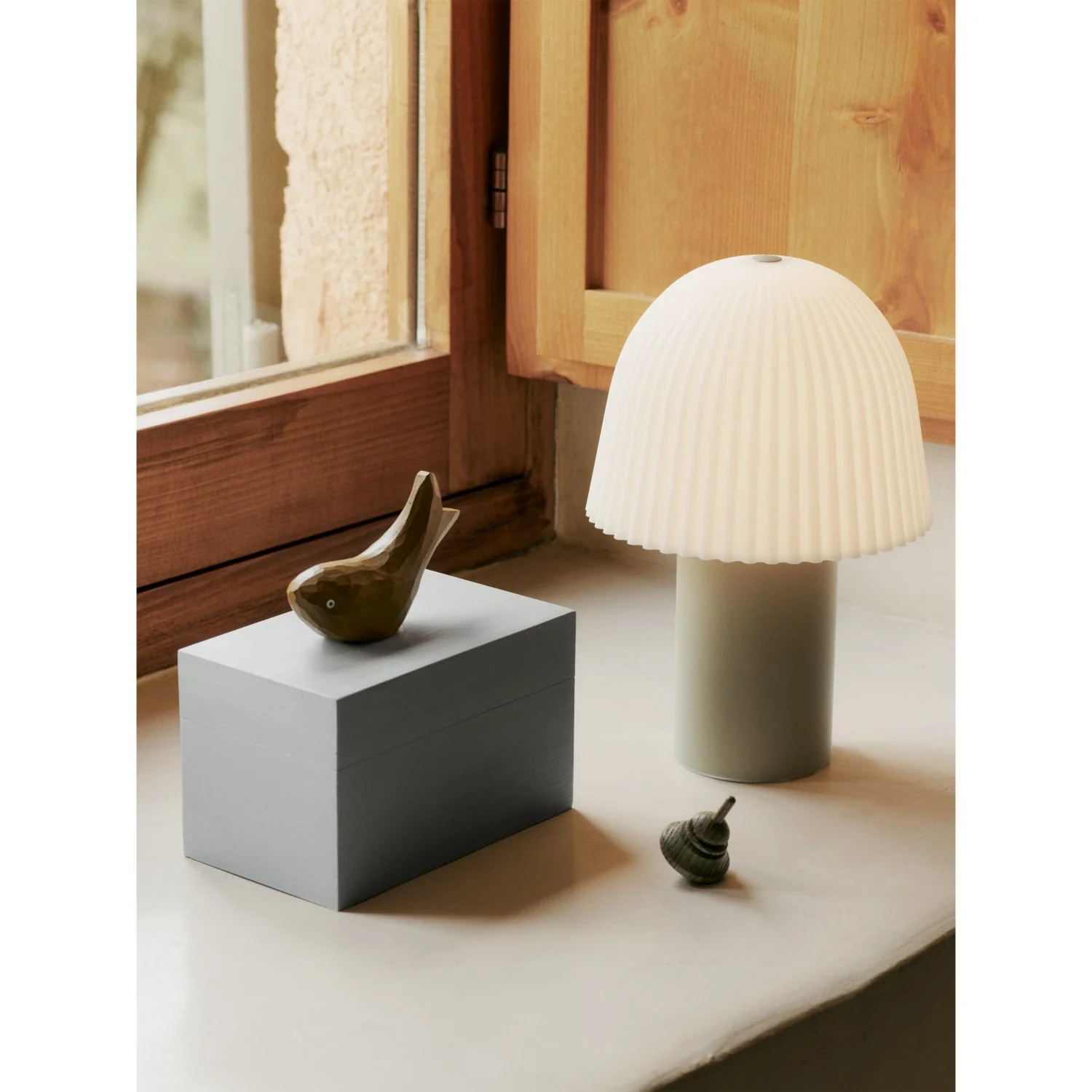 Ferm Living Cashmere/White Frill Portable Lamp - Image 3
