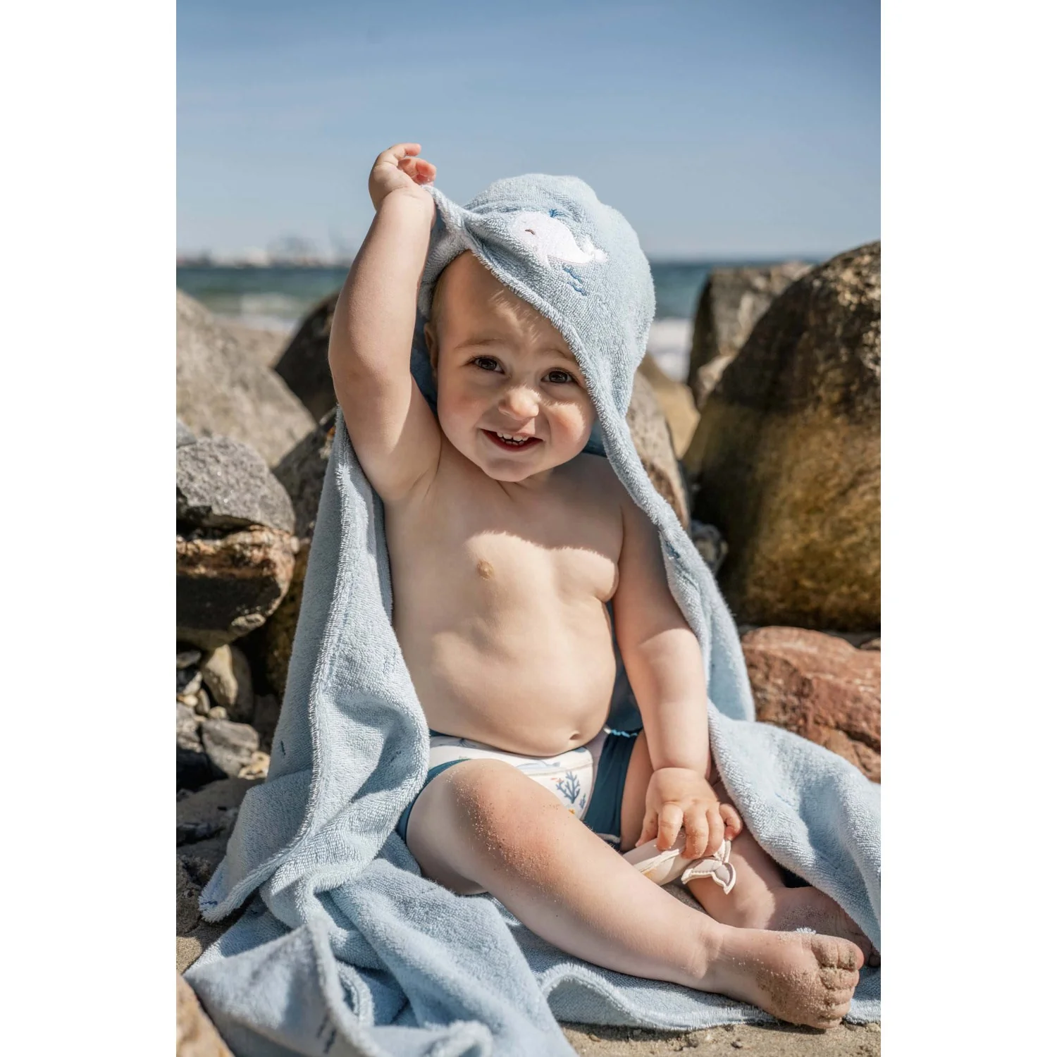 FILIBABBA Christian's Whale Tales Embroidered Bath Towel With Hood GOTS - Image 2