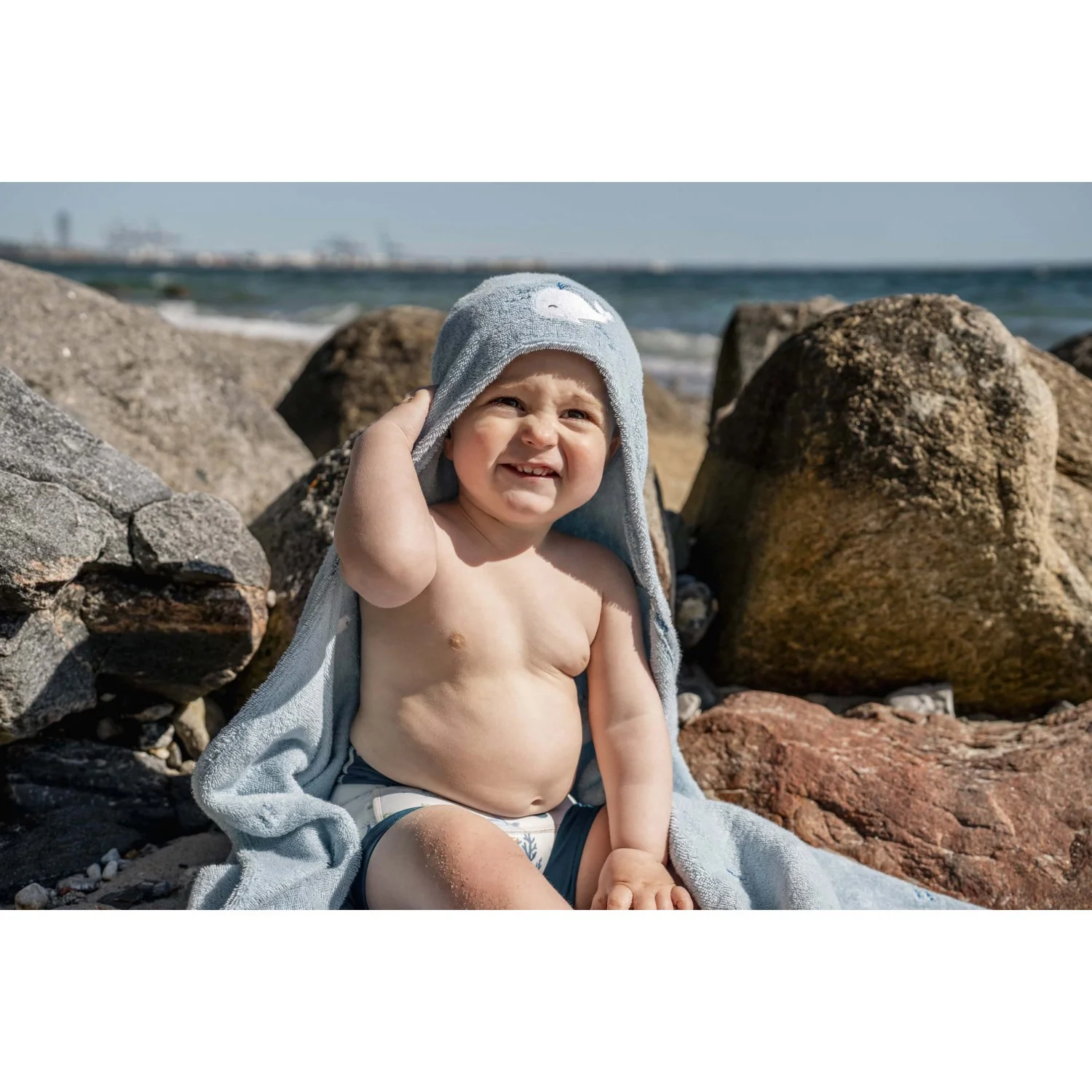 FILIBABBA Christian's Whale Tales Embroidered Bath Towel With Hood GOTS - Image 4
