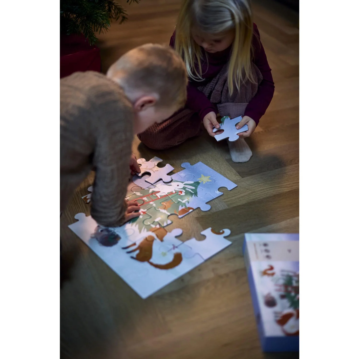 FILIBABBA Forest Friends Puzzle 30 Pieces 45x45 Cm Wonderful Winter - Image 2