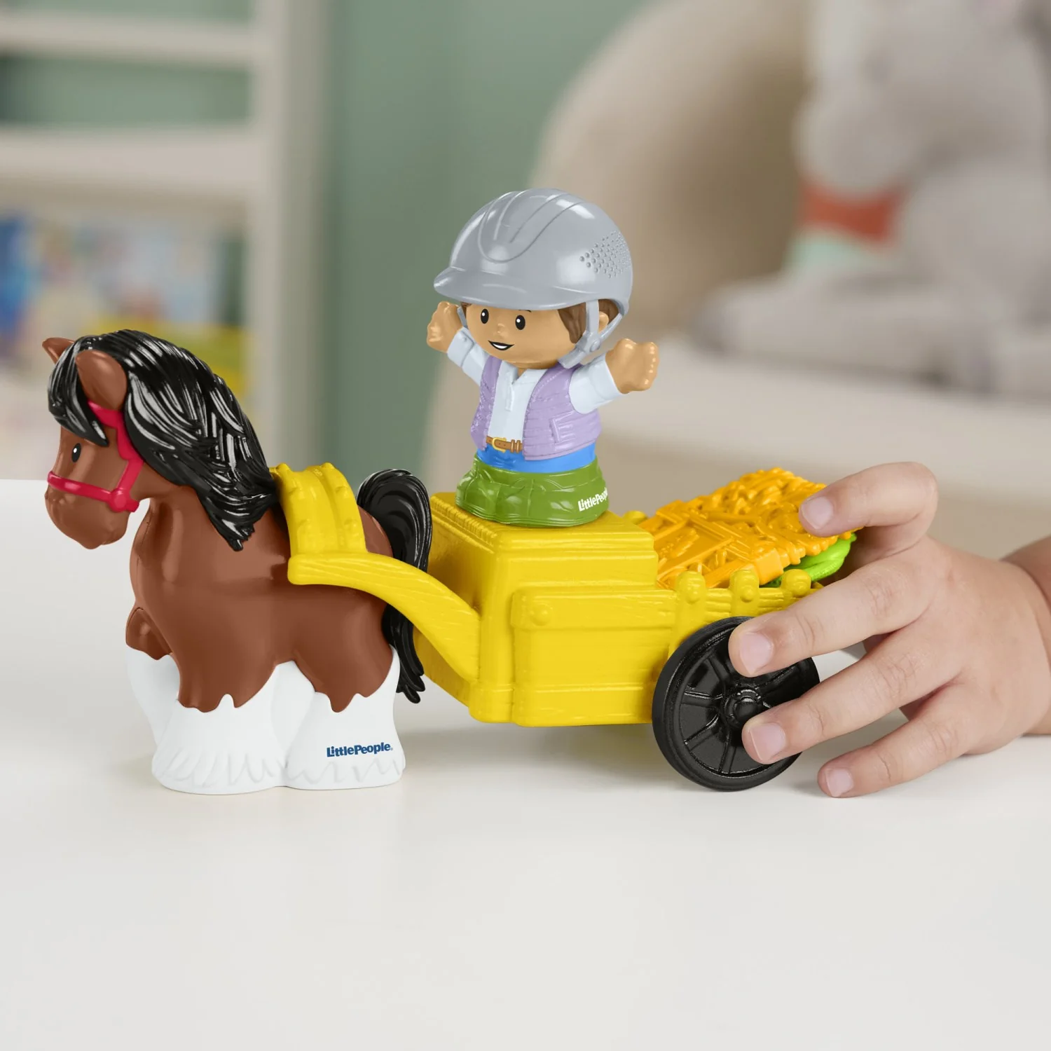 Fisher-Price® Little People Friendly Horse Stable - Image 15