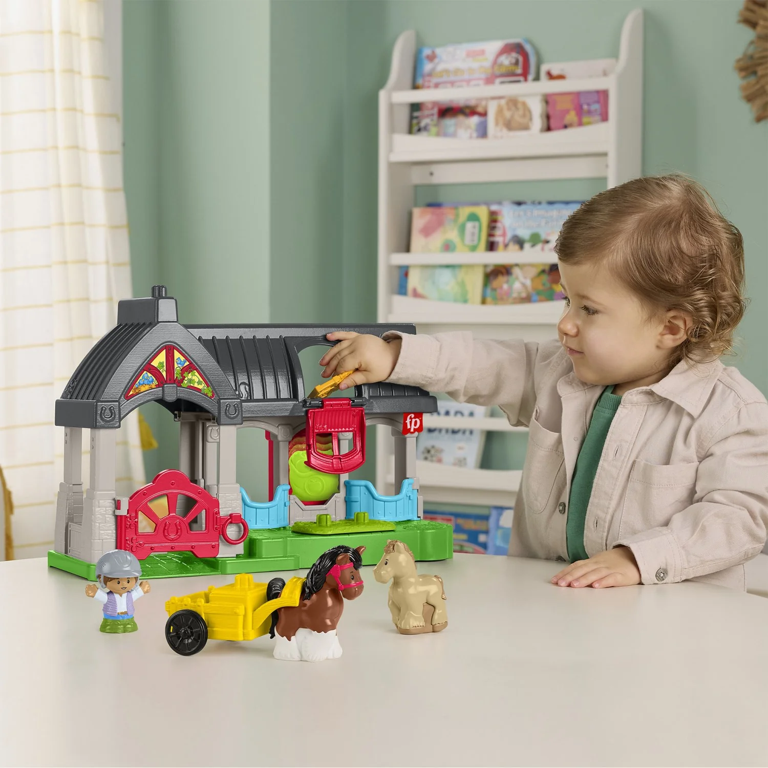 Fisher-Price® Little People Friendly Horse Stable - Image 2
