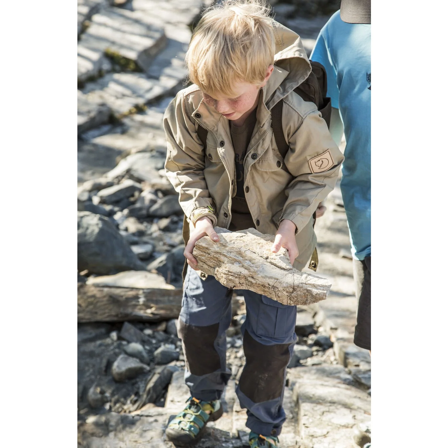 Fjällräven Mountain Blue Kids Vidda Trousers - Image 2