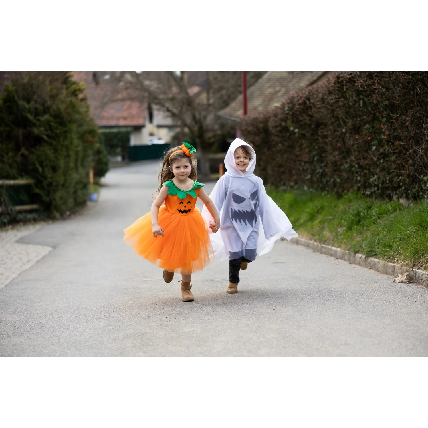 Great Pretenders Spooky Ghost Poncho - Image 6