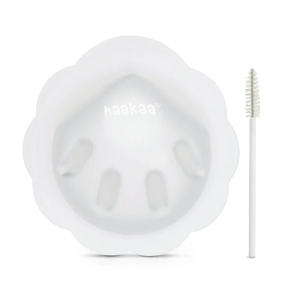 Haakaa Petal Soft Silicone Milk Collector - 2 pcs. - Image 5
