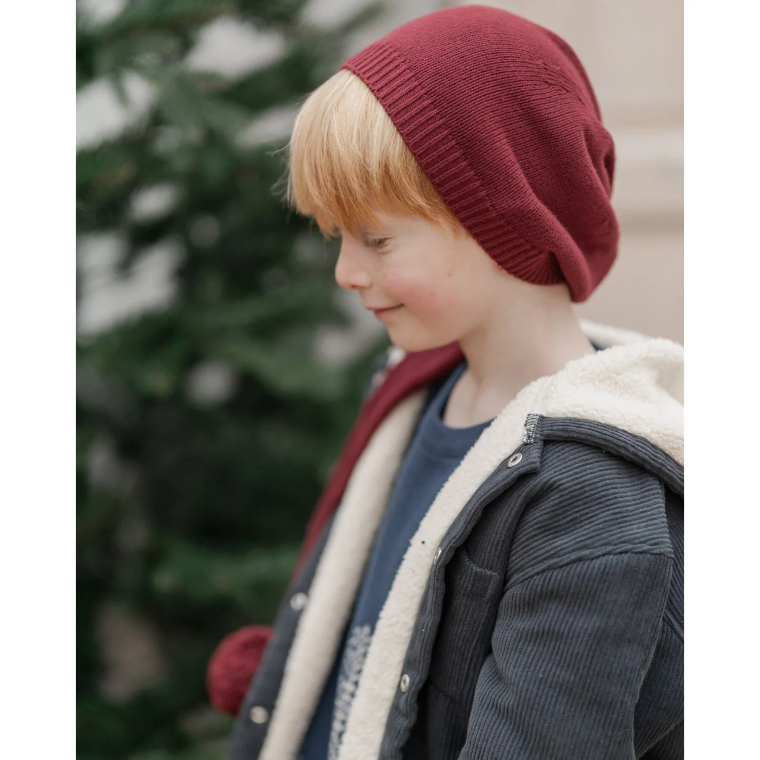 Hanevild Carbenet Christmas Hat - Image 3