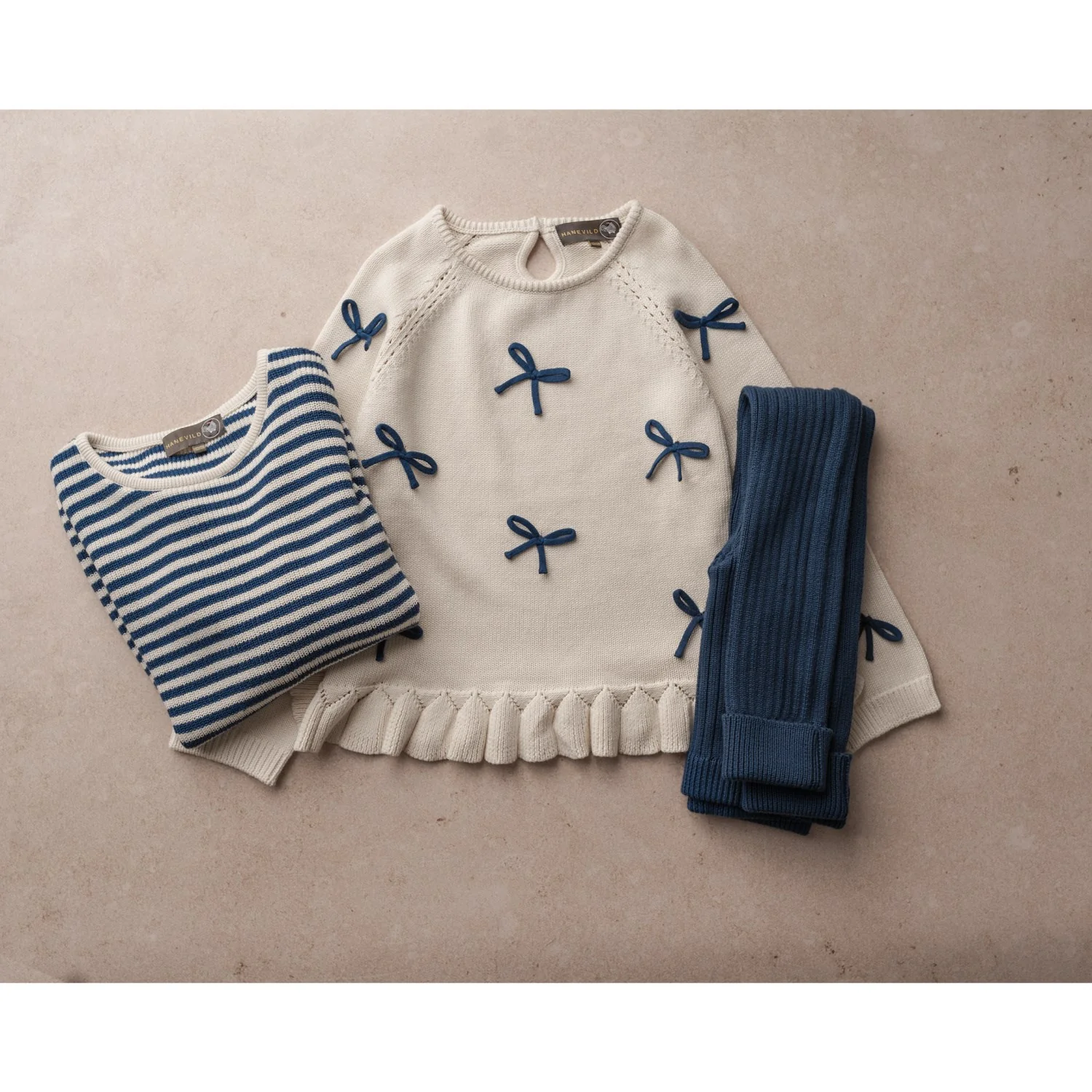 Hanevild Ivory More Bows Sweater - Image 15