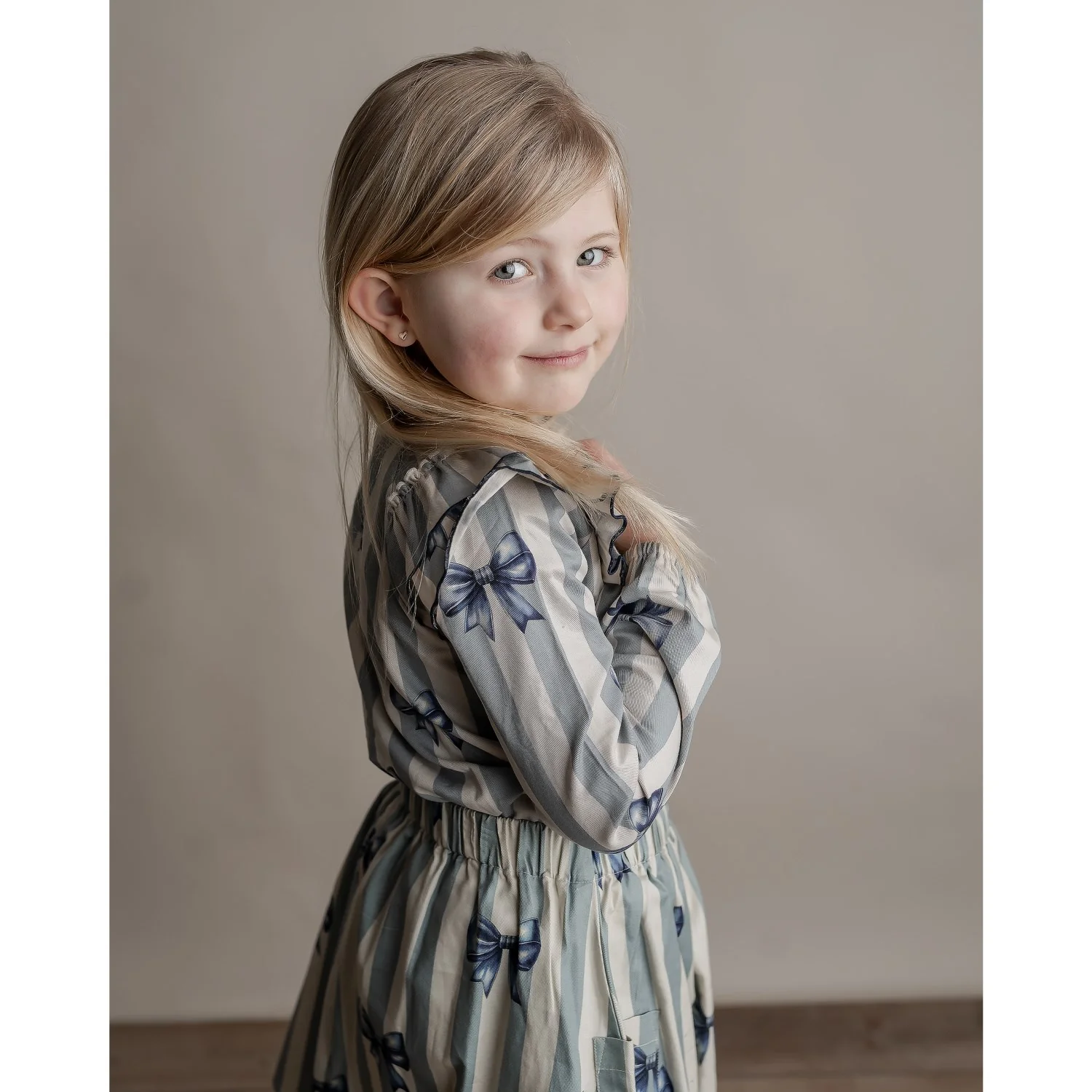 Hanevild Rainy Bow Shirt - Image 2