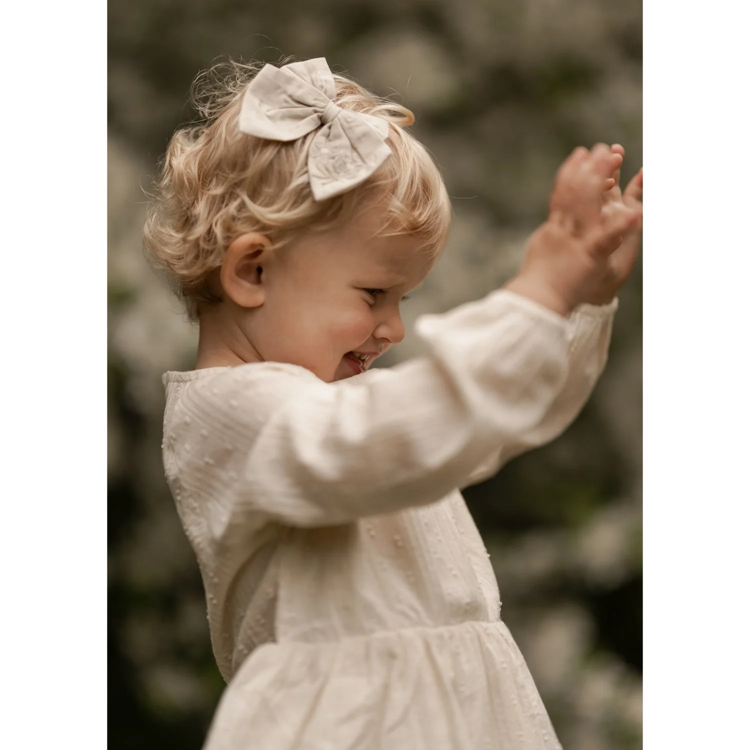 Hanevild Summer Sand Vibe Bow - Image 2
