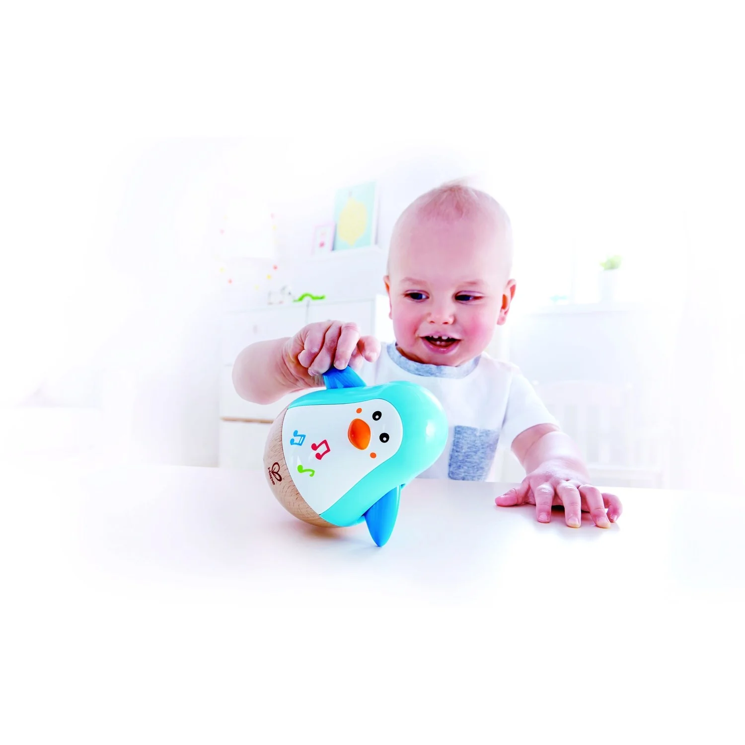 Hape Penguin Musical Wobbler - Image 5