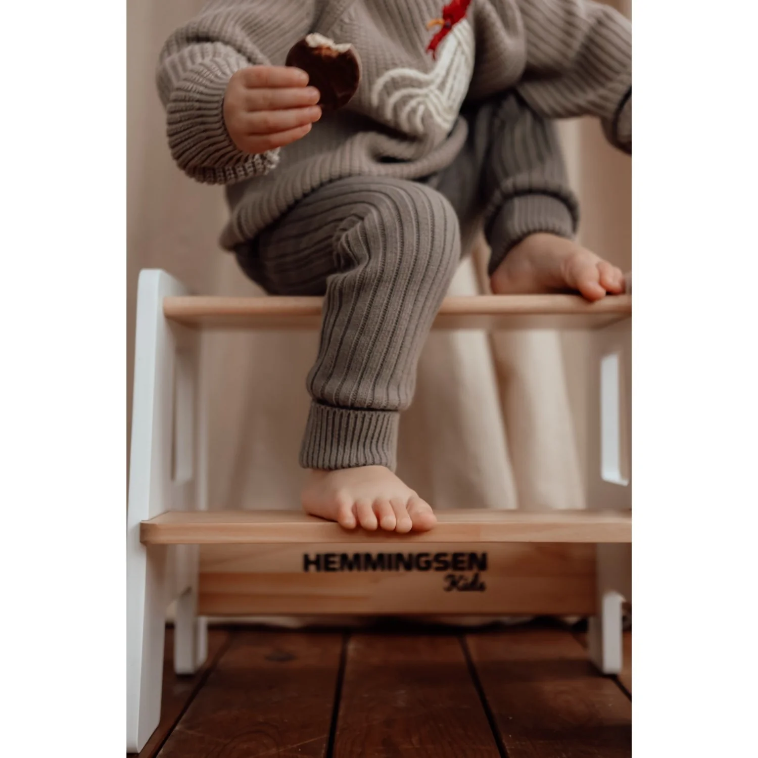 HEMMINGSEN Kids White Children's Stool - Image 6