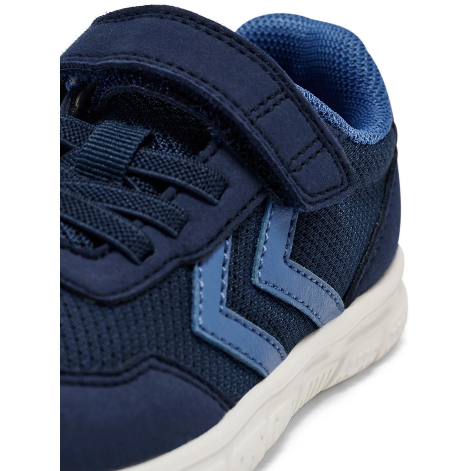 Hummel Black Iris Crosslite 2.0 Infant Sneakers - Image 2
