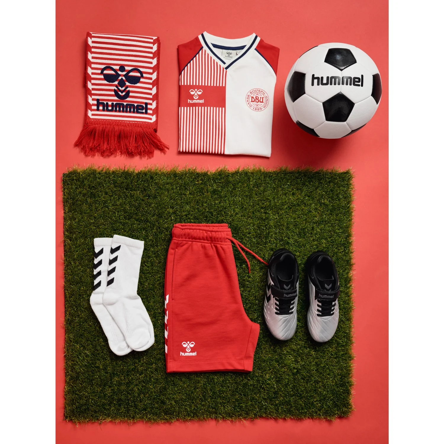 Hummel Tango Red Jr Reg Dbu Stripy T-Shirt S/S - Image 5