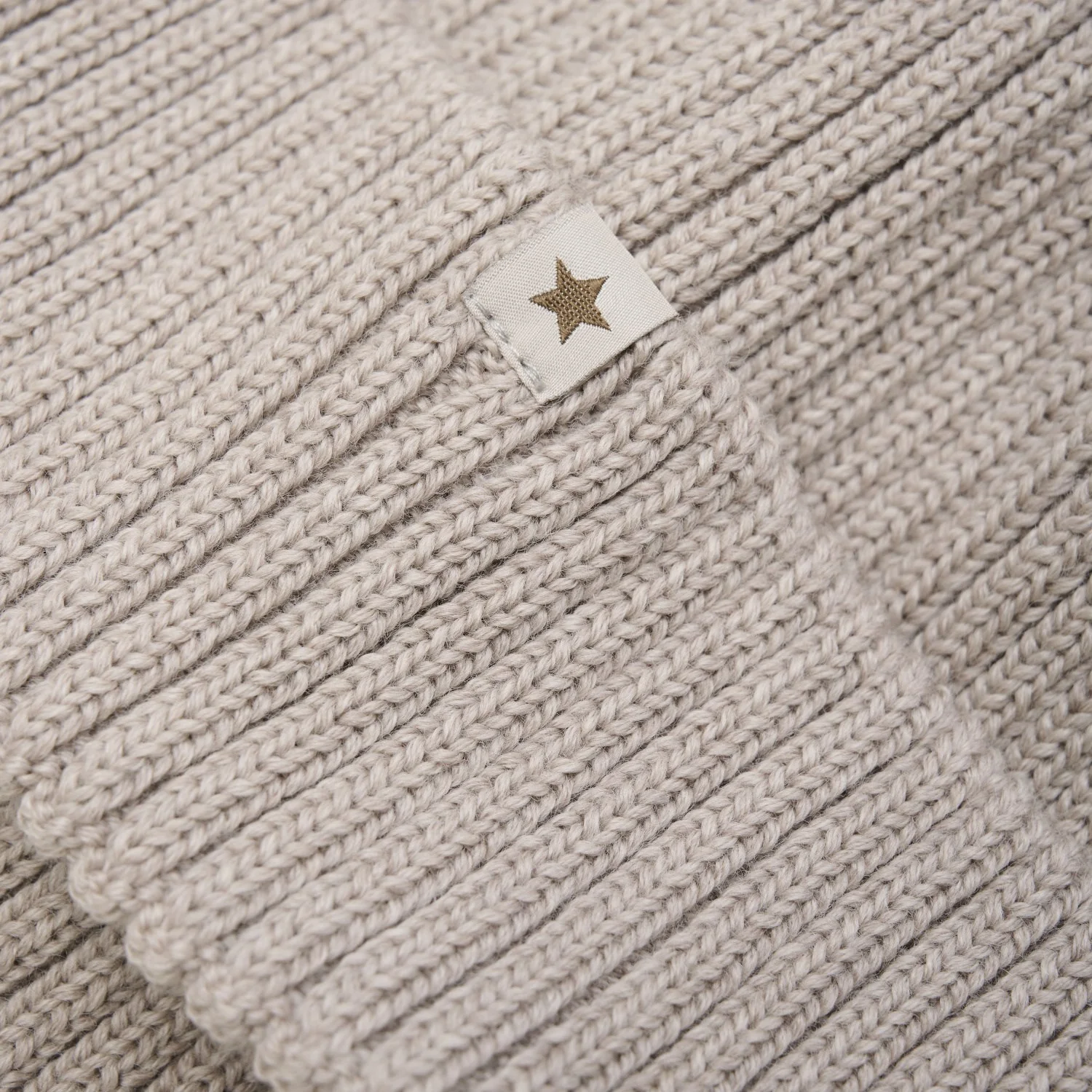 Huttelihut Camel Melange Beanie Wool Knit - Image 2