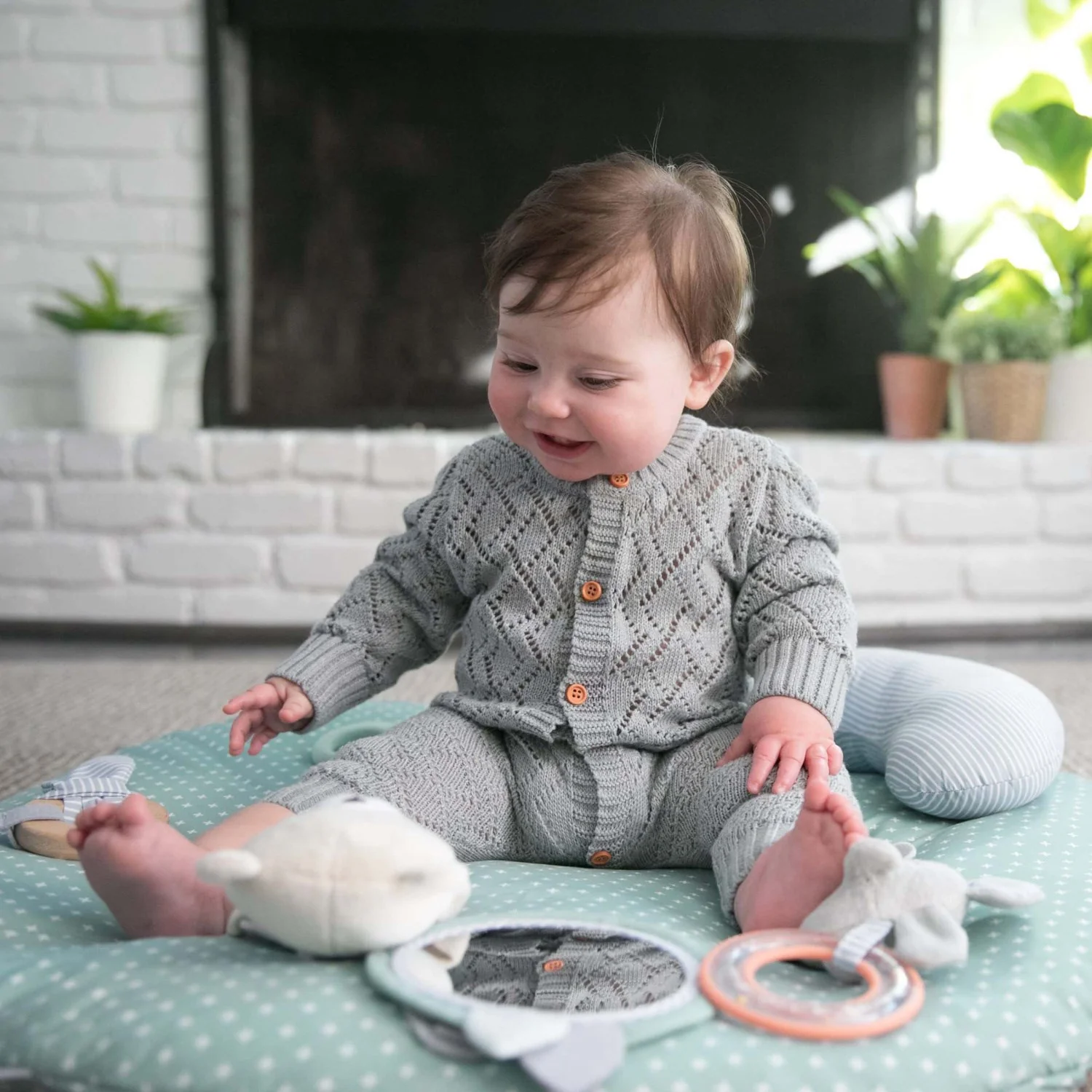 Ingenuity Grey Reversable Baby Gym - Image 11