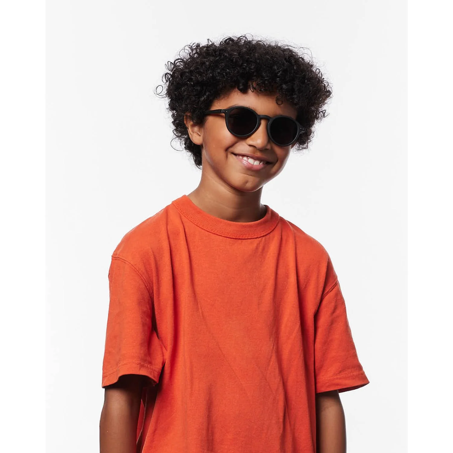 Izipizi JUNIOR 7/11 D Black Sunglasses - Image 3