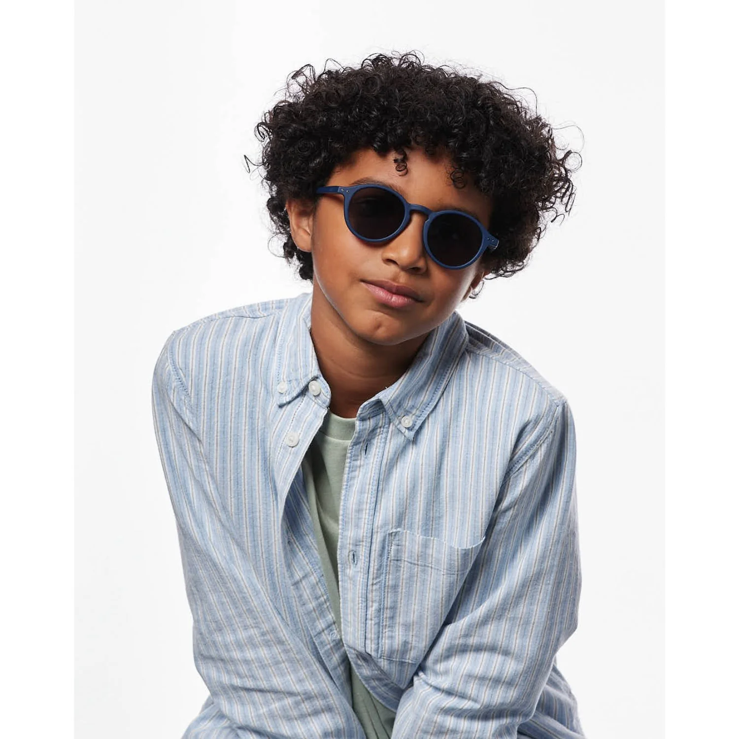 Izipizi JUNIOR 7/11 D Navy Blue Sunglasses - Image 2